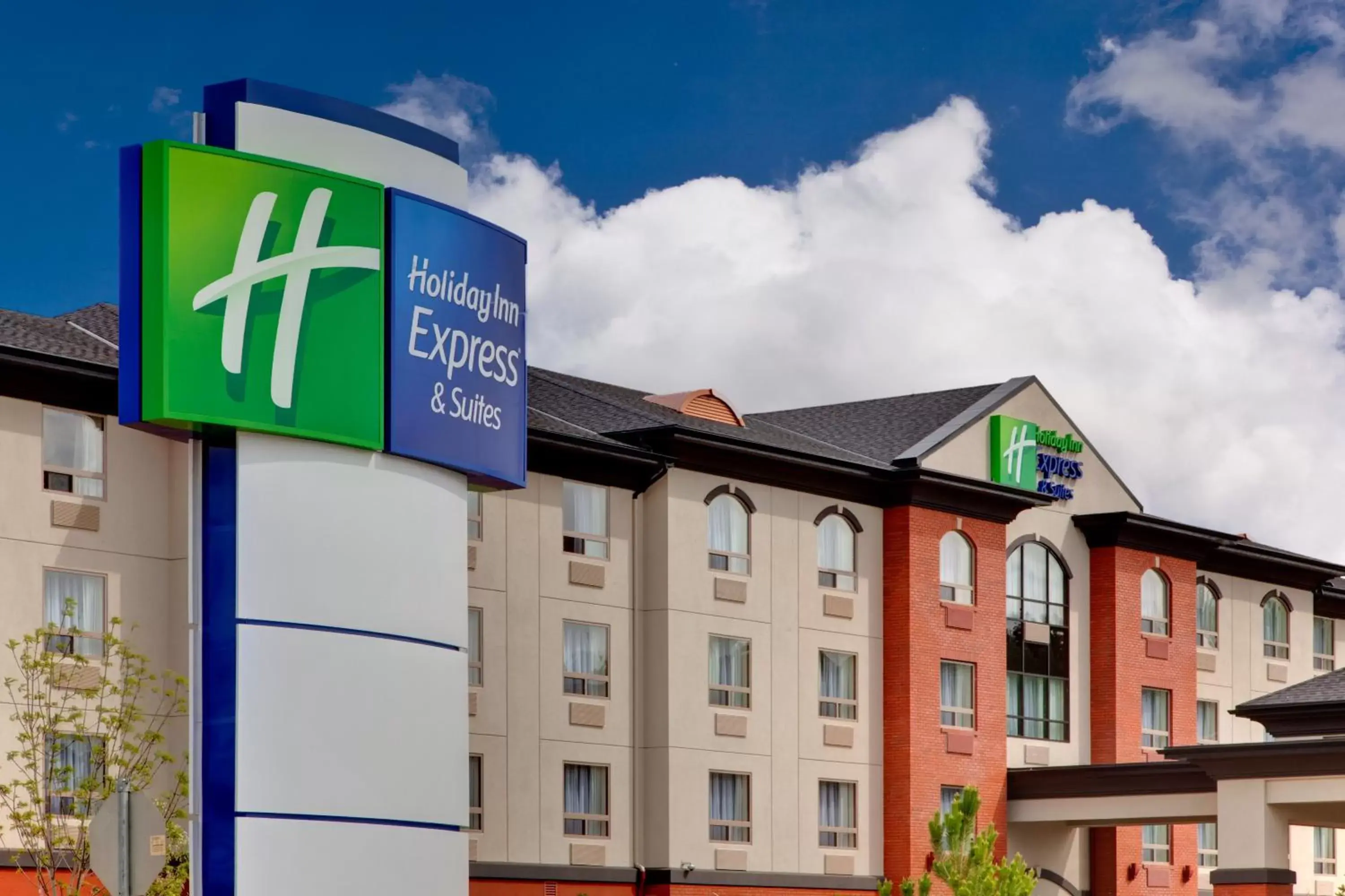 Property Building in Holiday Inn Express & Suites Whitecourt, an IHG Hotel