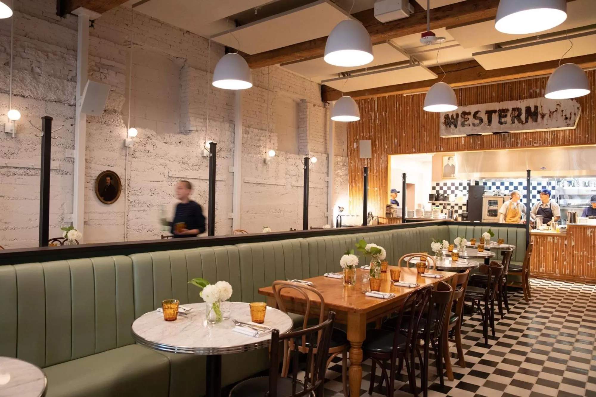 Restaurant/places to eat in Palihotel Seattle