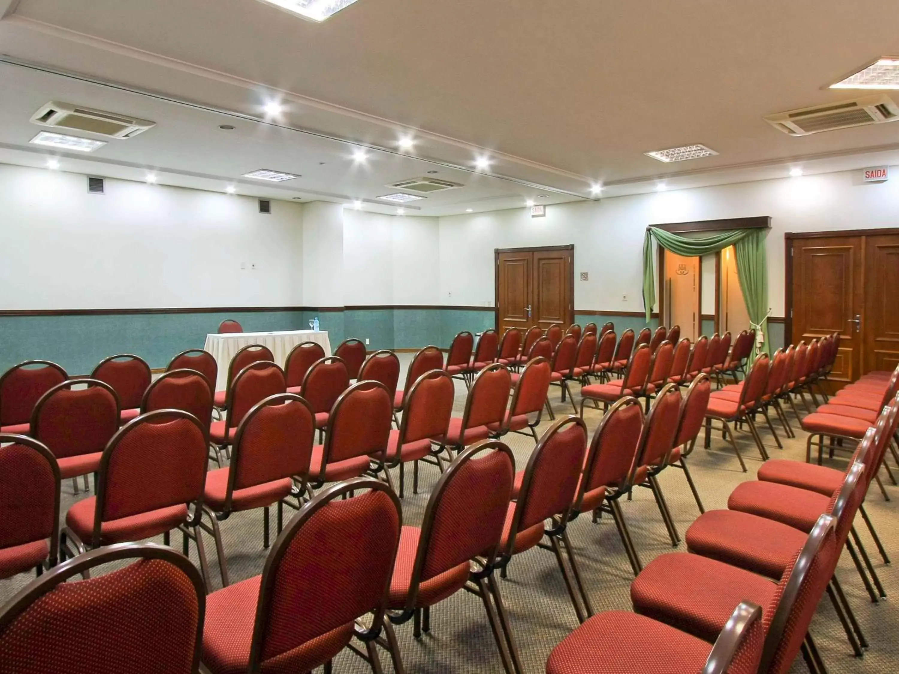 Meeting/conference room in Mercure Jaragua do Sul