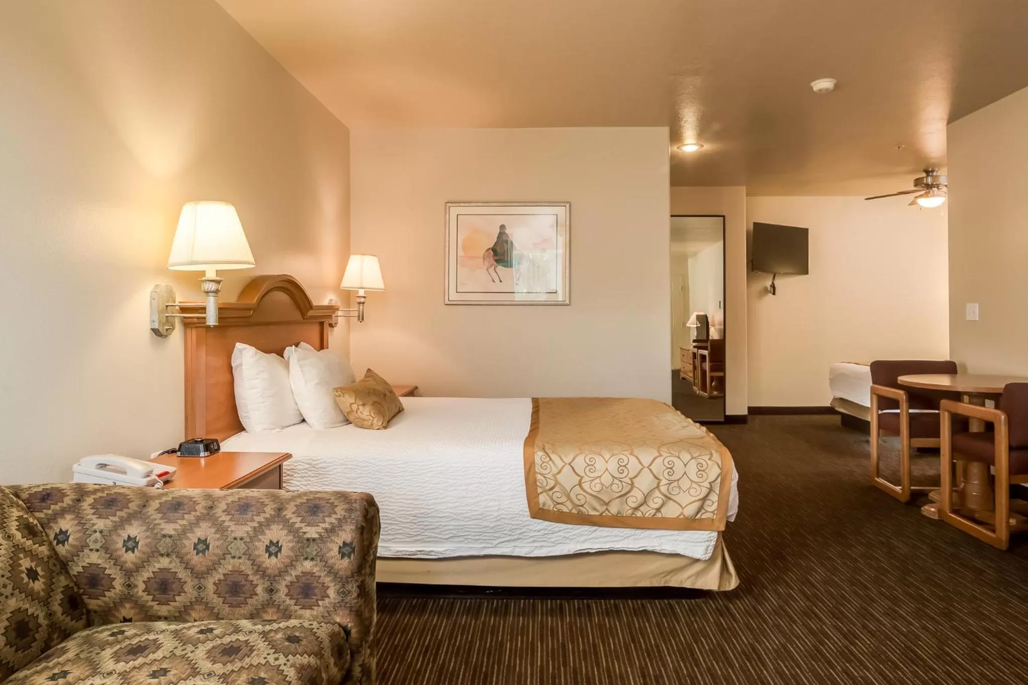 Bed in St. George Inn and Suites