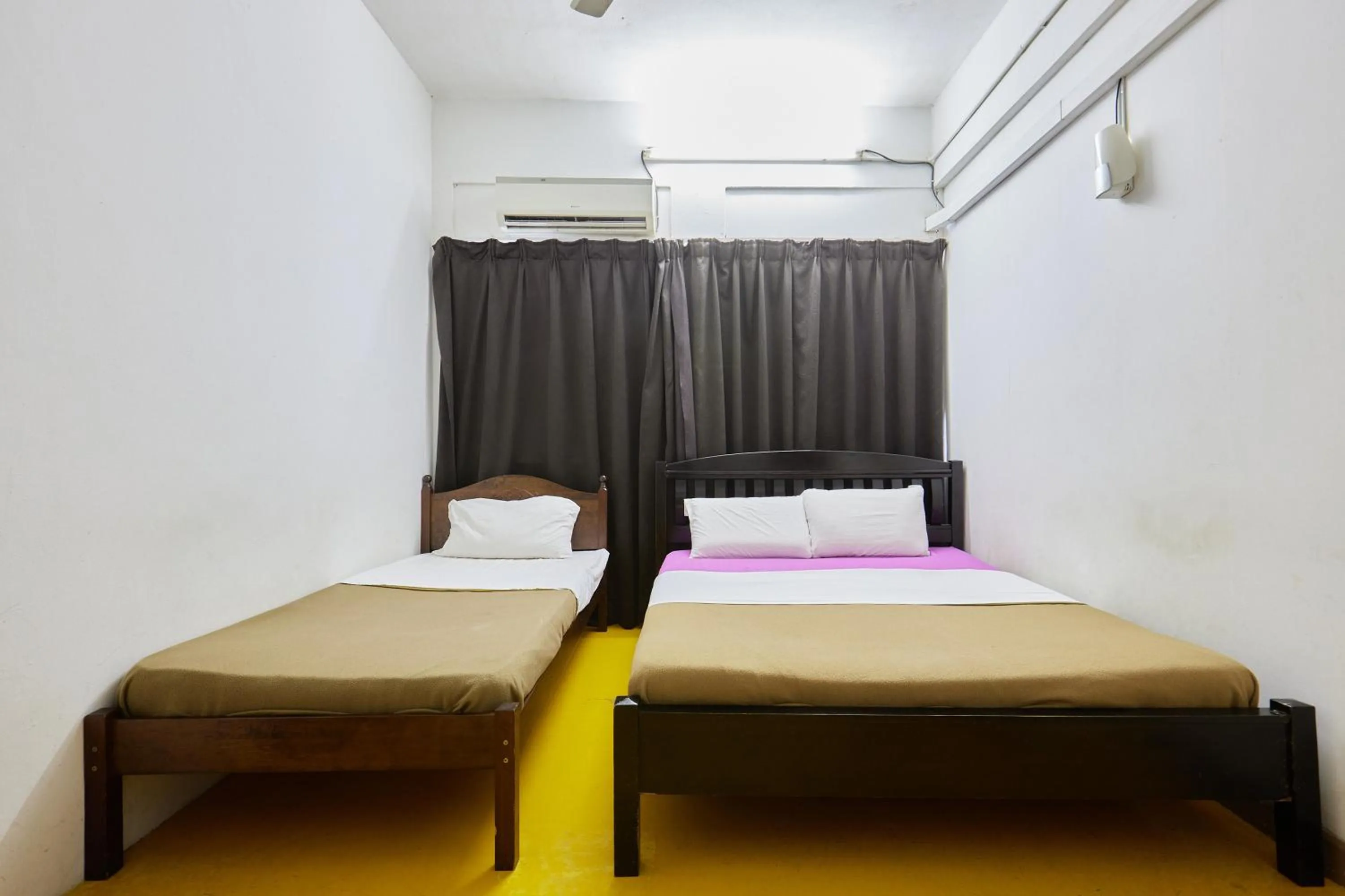 Bed in Uncle Guesthouse Kuala Terengganu
