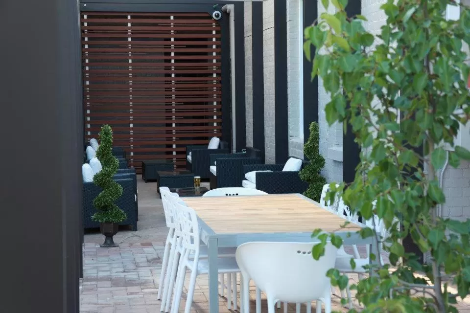 Balcony/Terrace in Crossroads Hotel