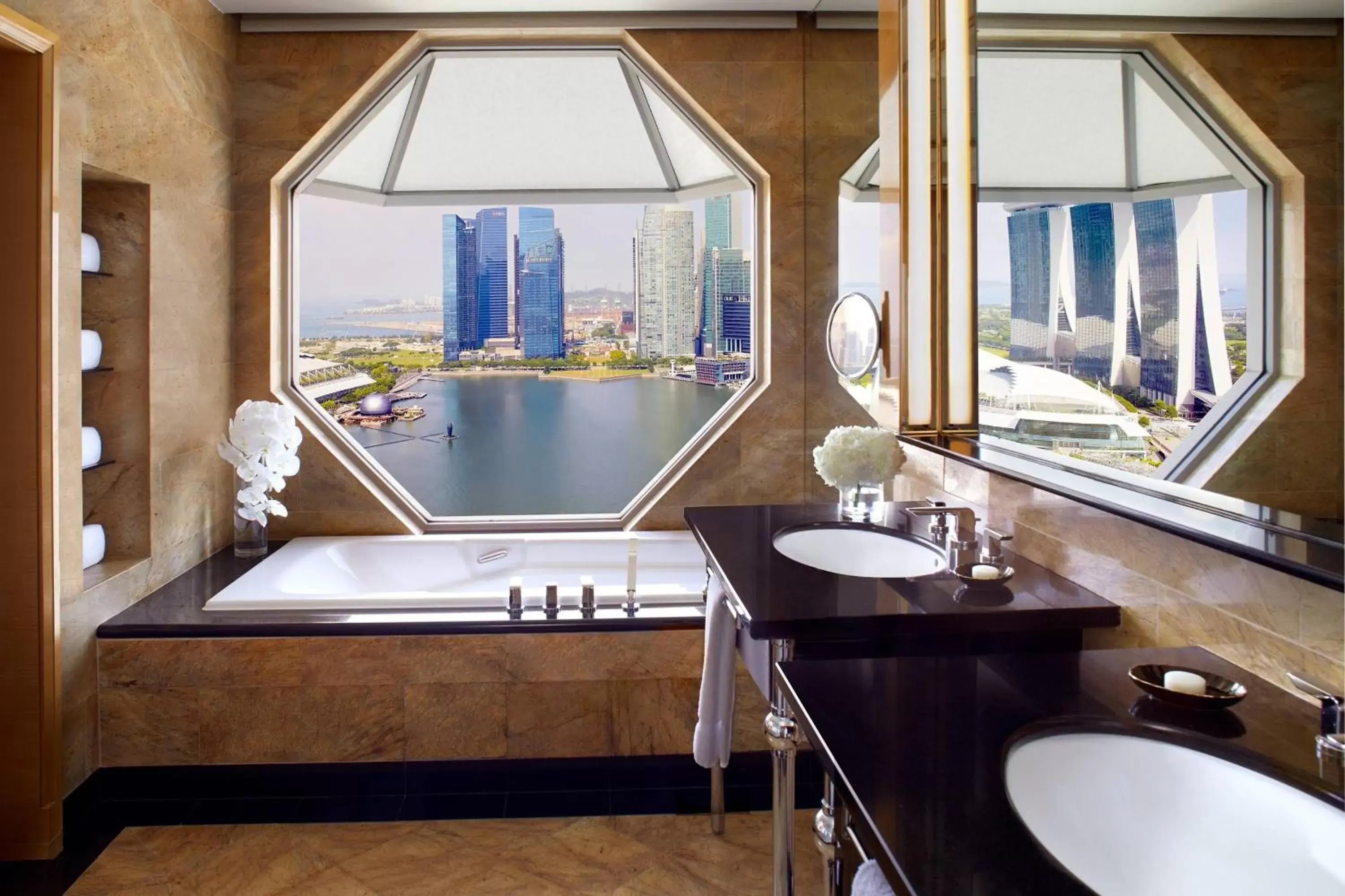 Bathroom in The Ritz-Carlton, Millenia Singapore