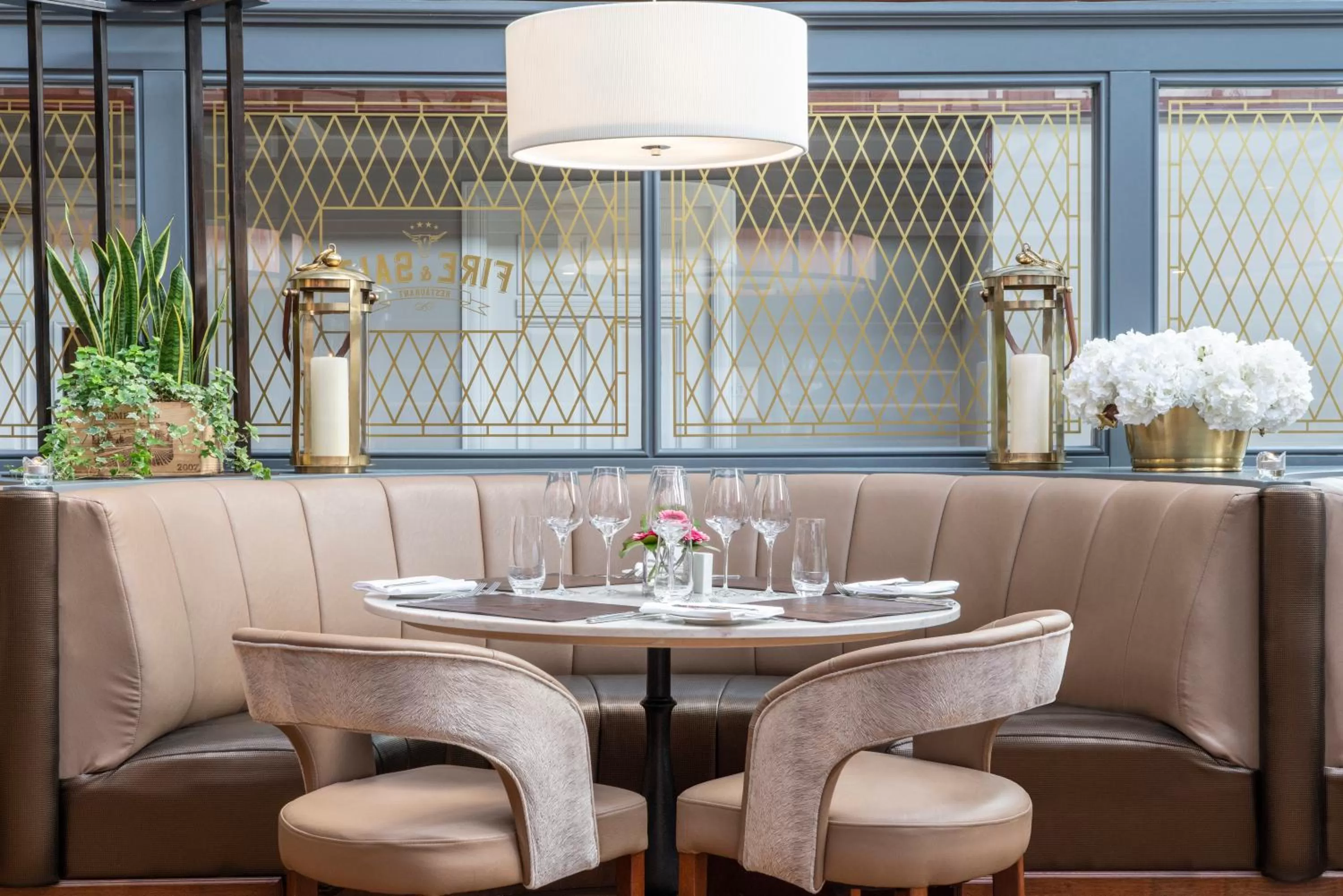 Restaurant/places to eat in The Johnstown Estate