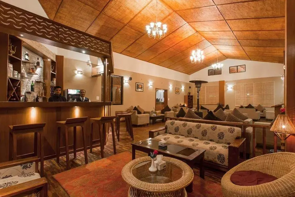 Lounge or bar, Lounge/Bar in Hotel Himalayan Villa