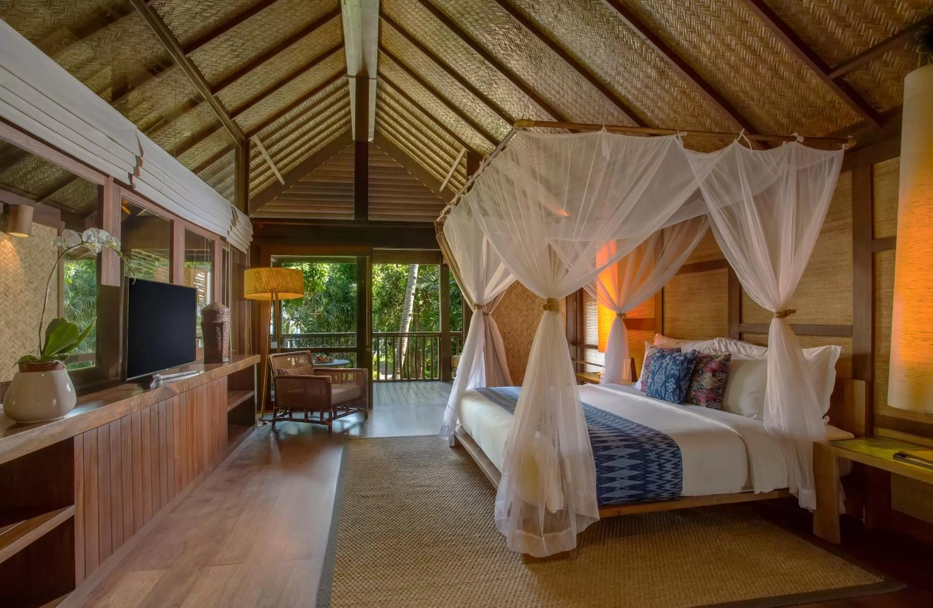 Photo of the whole room, Bed in Jeeva Klui Resort