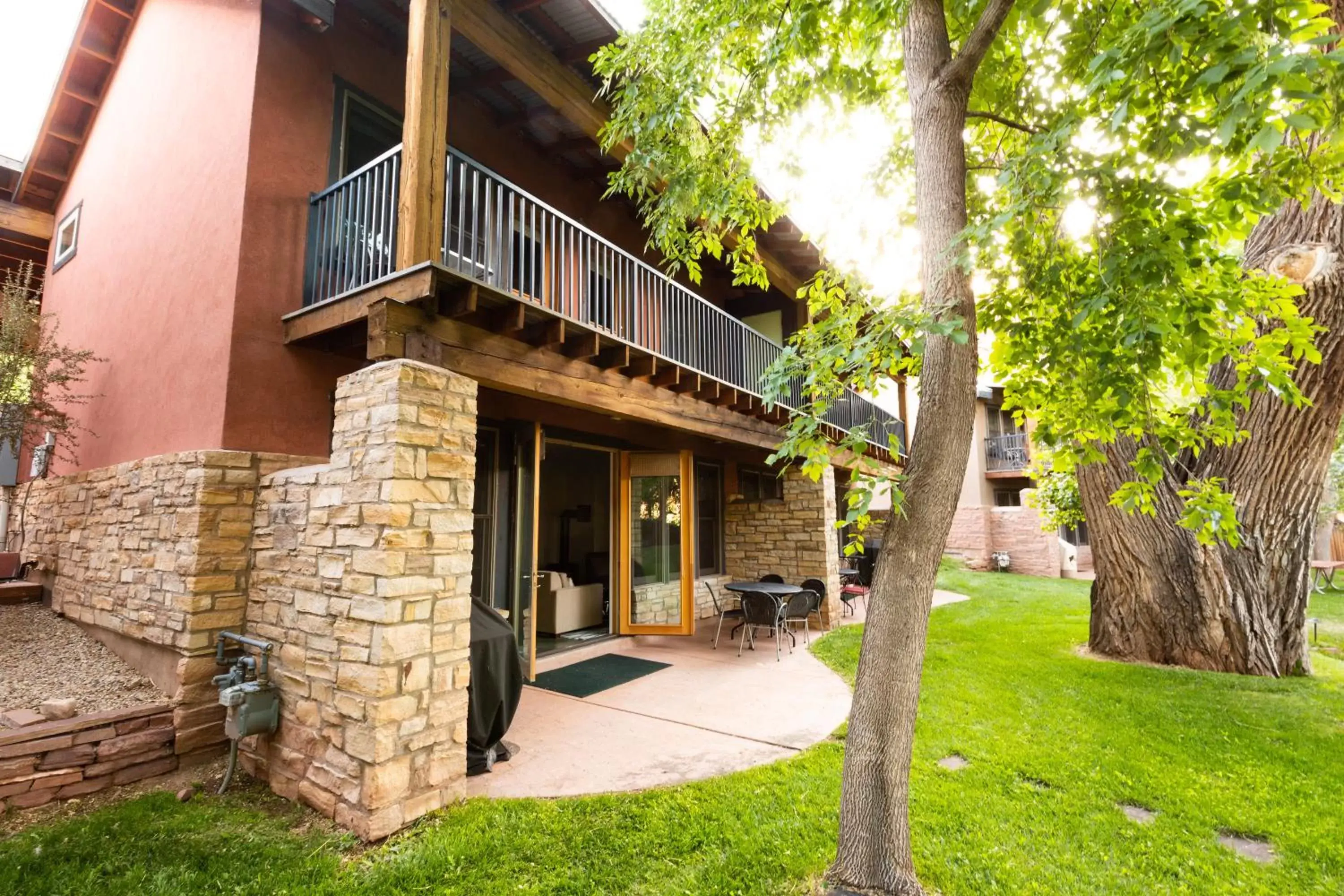 Property Building in Moab Springs Ranch