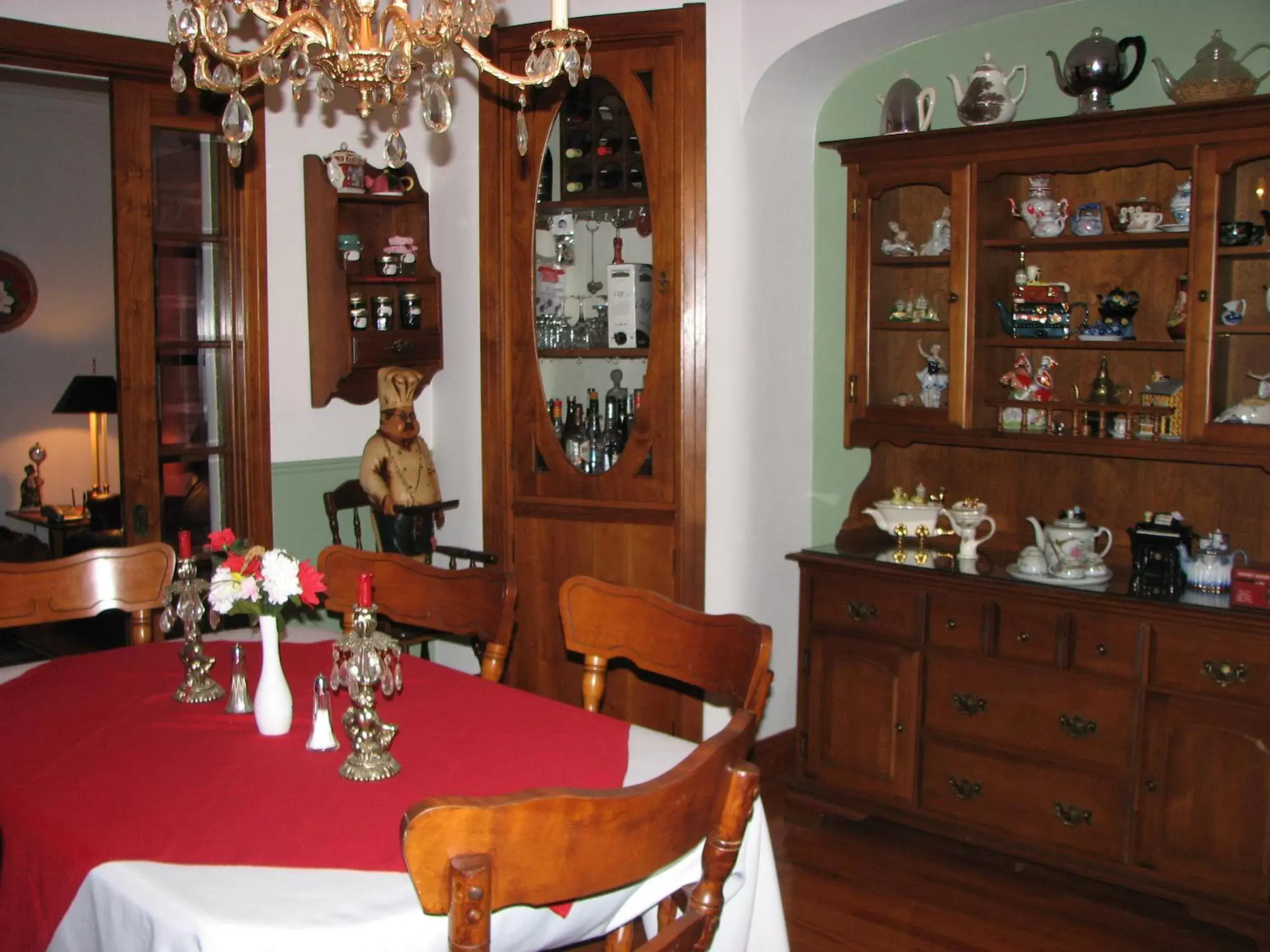 Dining area, Restaurant/Places to Eat in Magnolia B&B