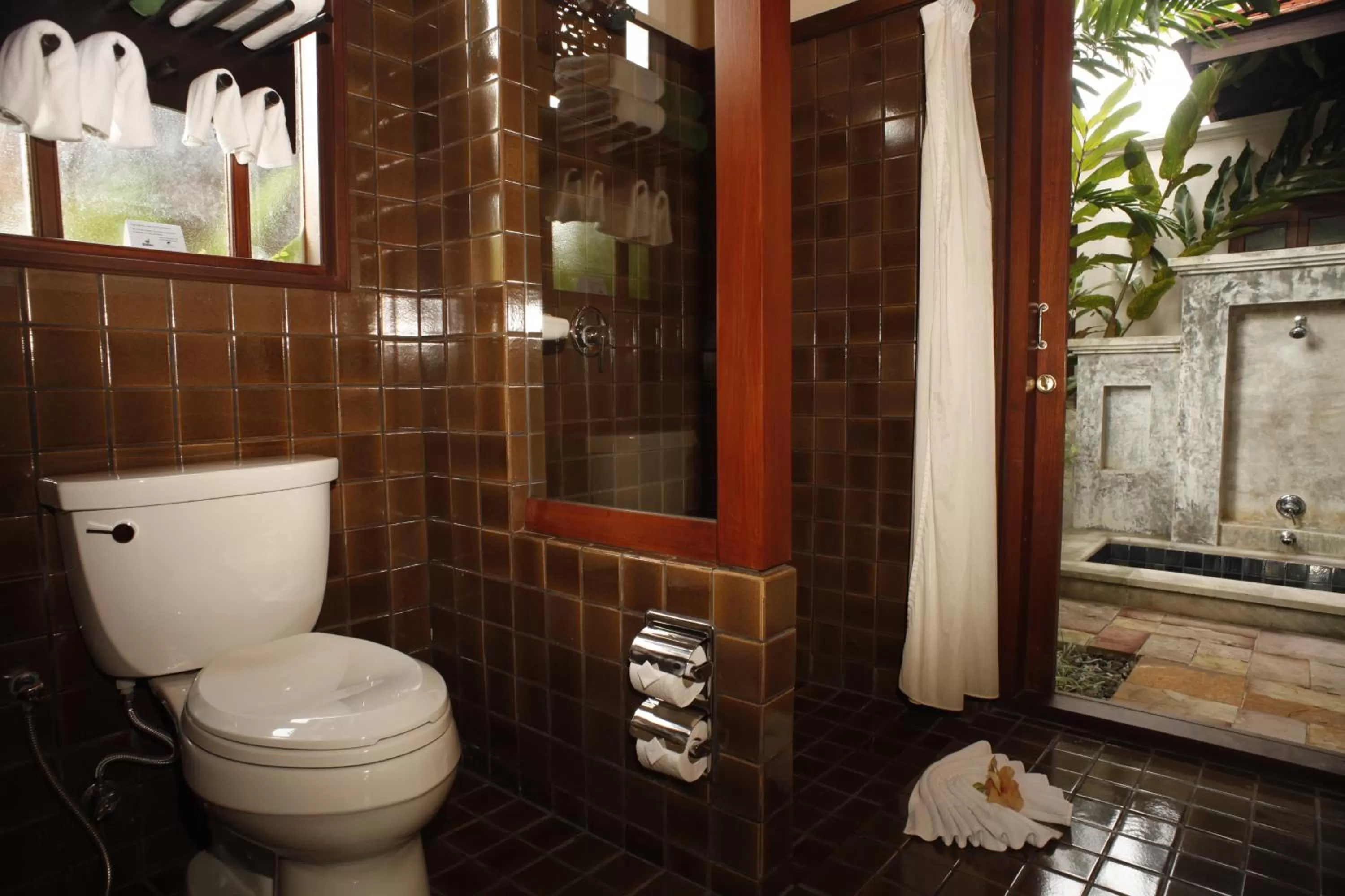 Toilet in Khaolak Bhandari Resort & Spa