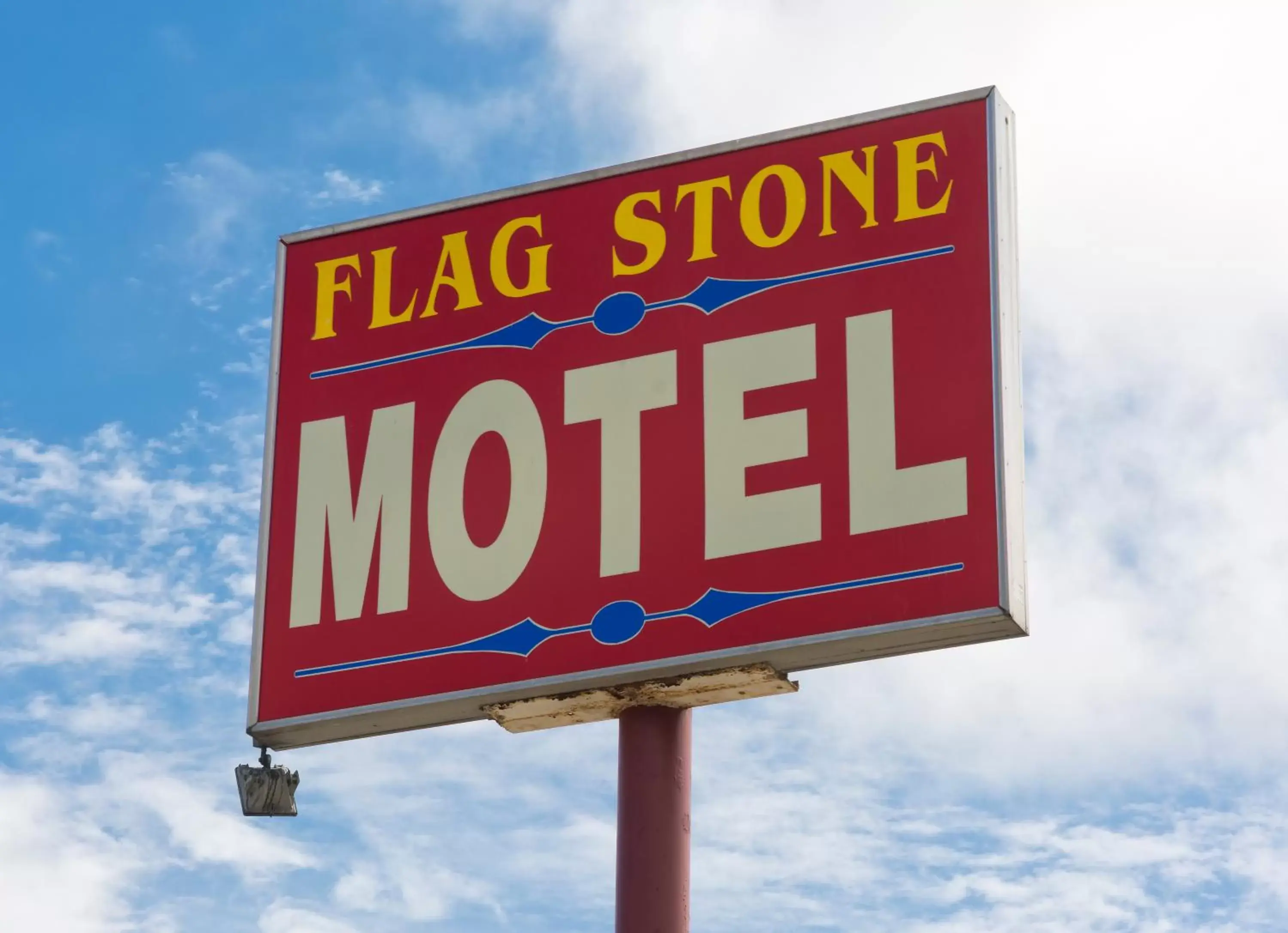 Property building in Flagstone Motel