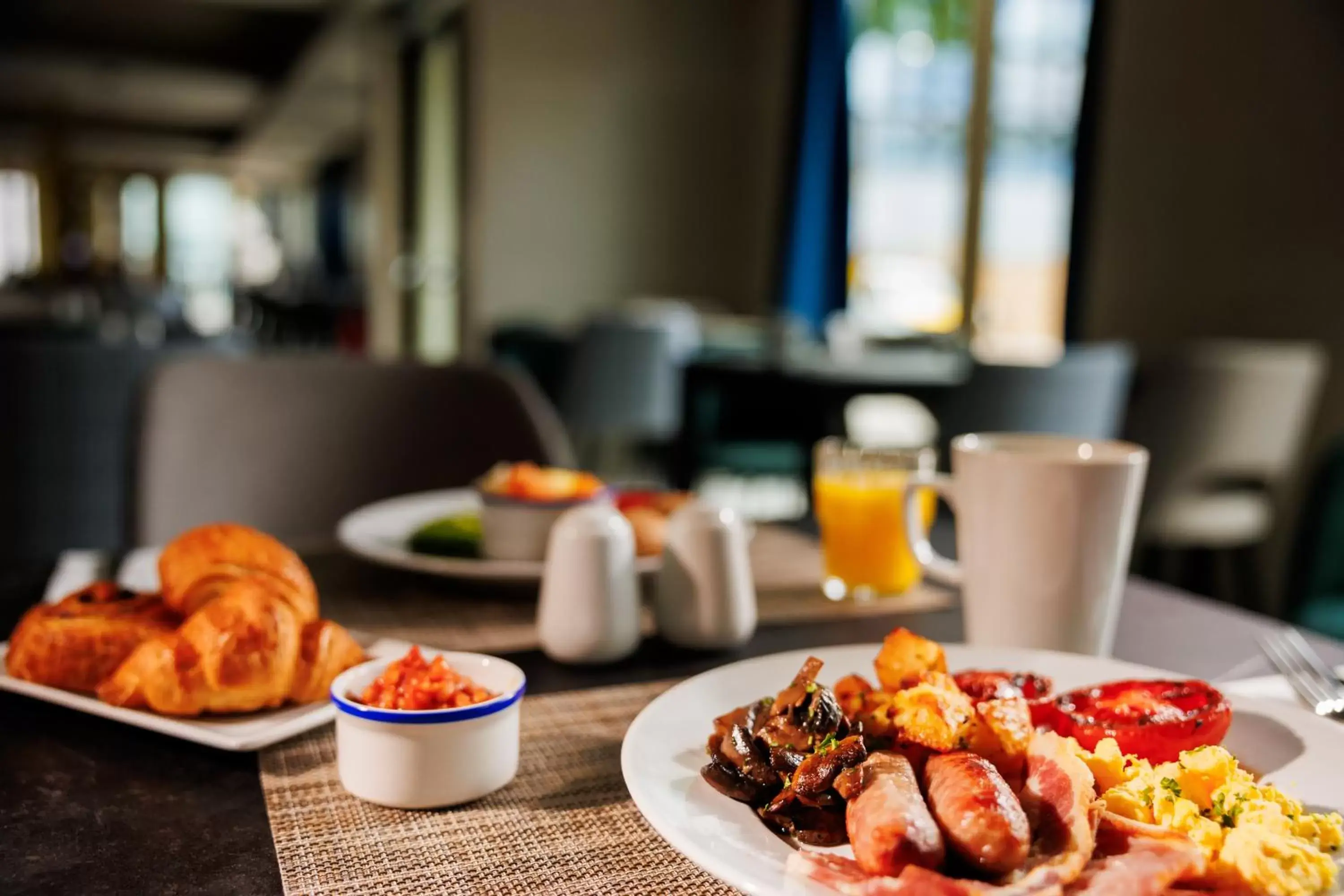 Restaurant/places to eat in Riu Plaza London Victoria Restaurant/places to eat in Riu Plaza London Victoria