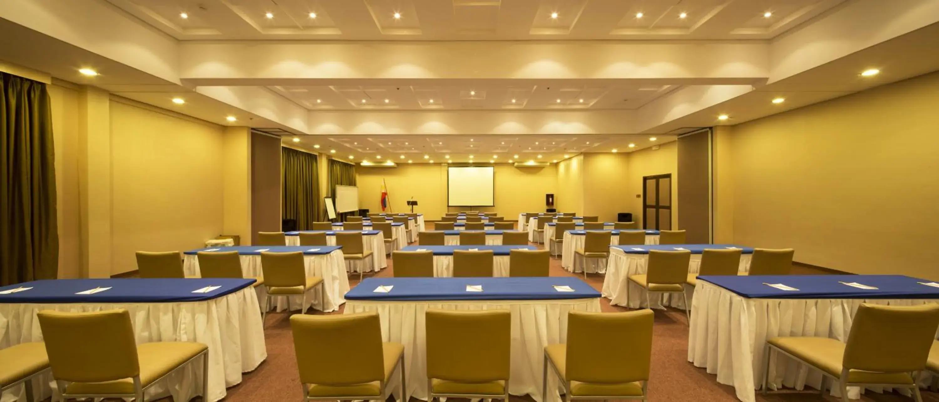 Banquet/Function facilities in Microtel By Wyndham General Santos