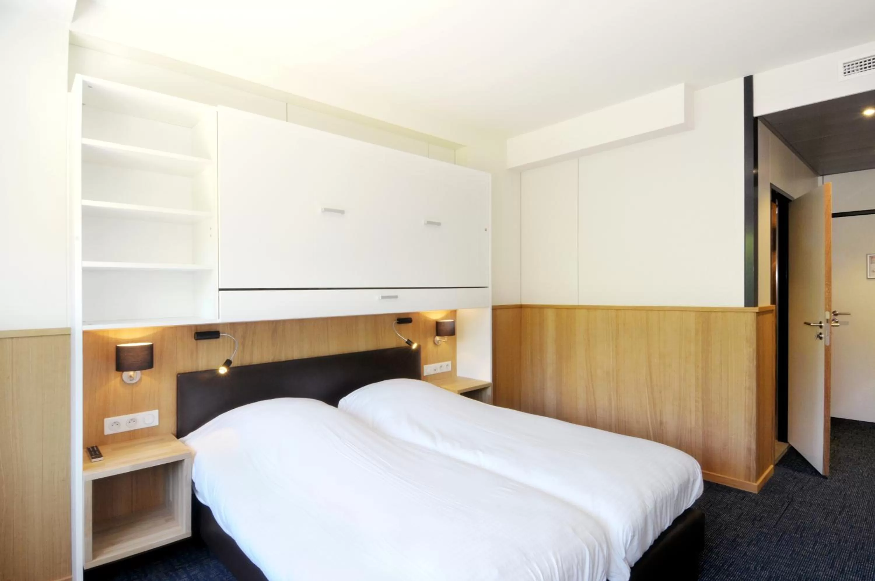 Bed in Mont-des-Pins