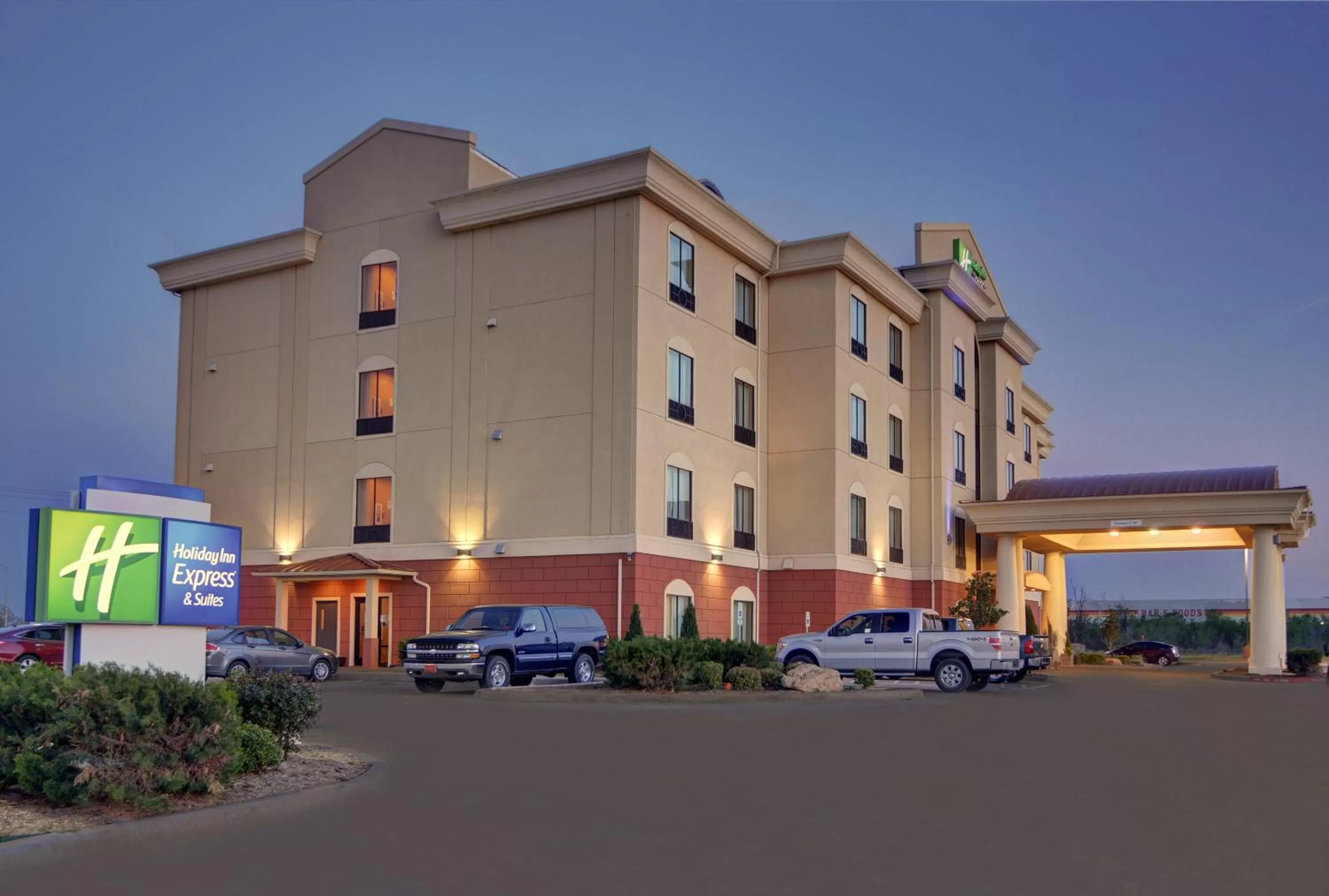 Property building in Holiday Inn Express Hotel and Suites Altus by IHG