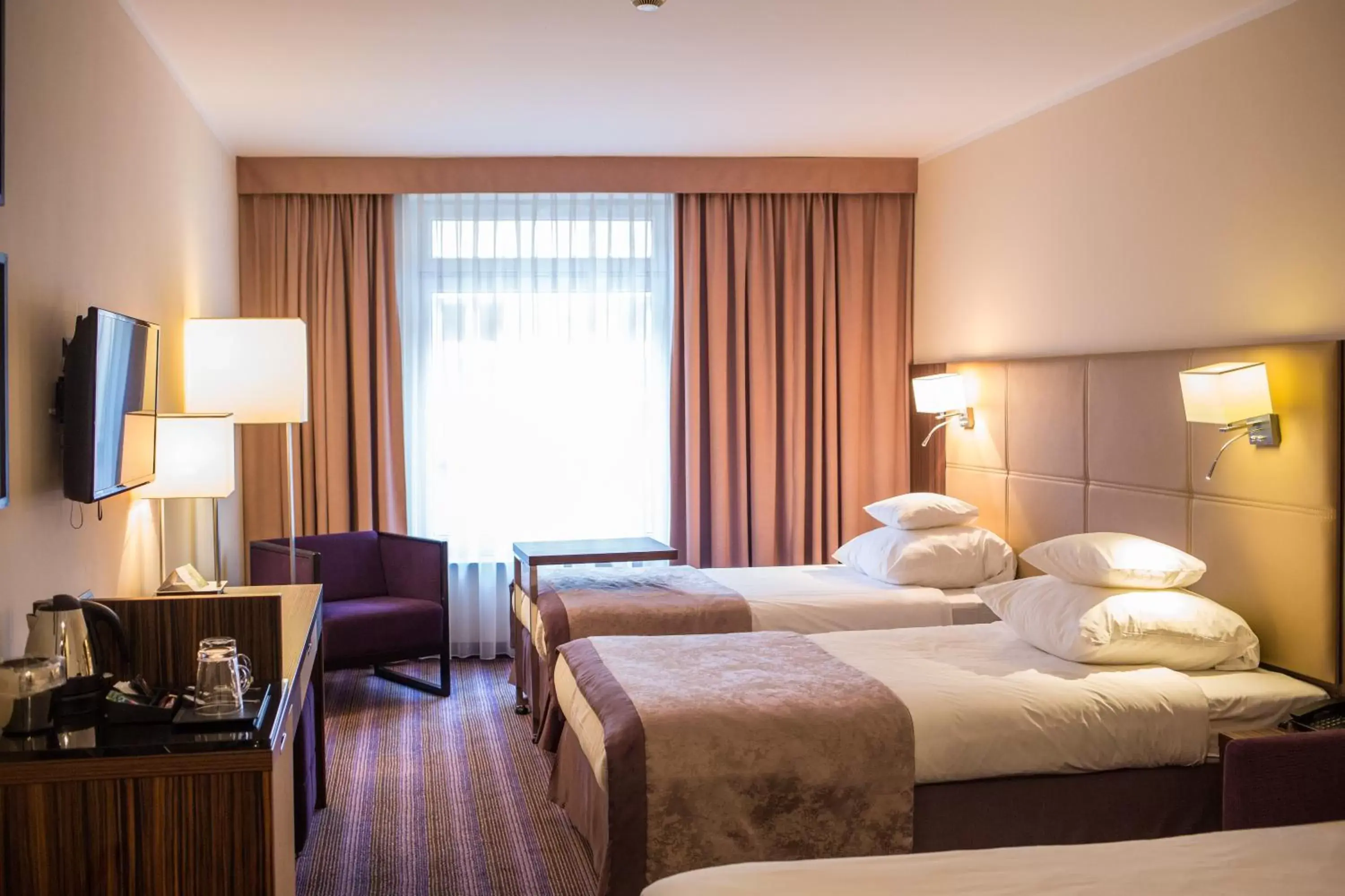 Photo of the whole room, Bed in Hotel DeSilva Premium Opole