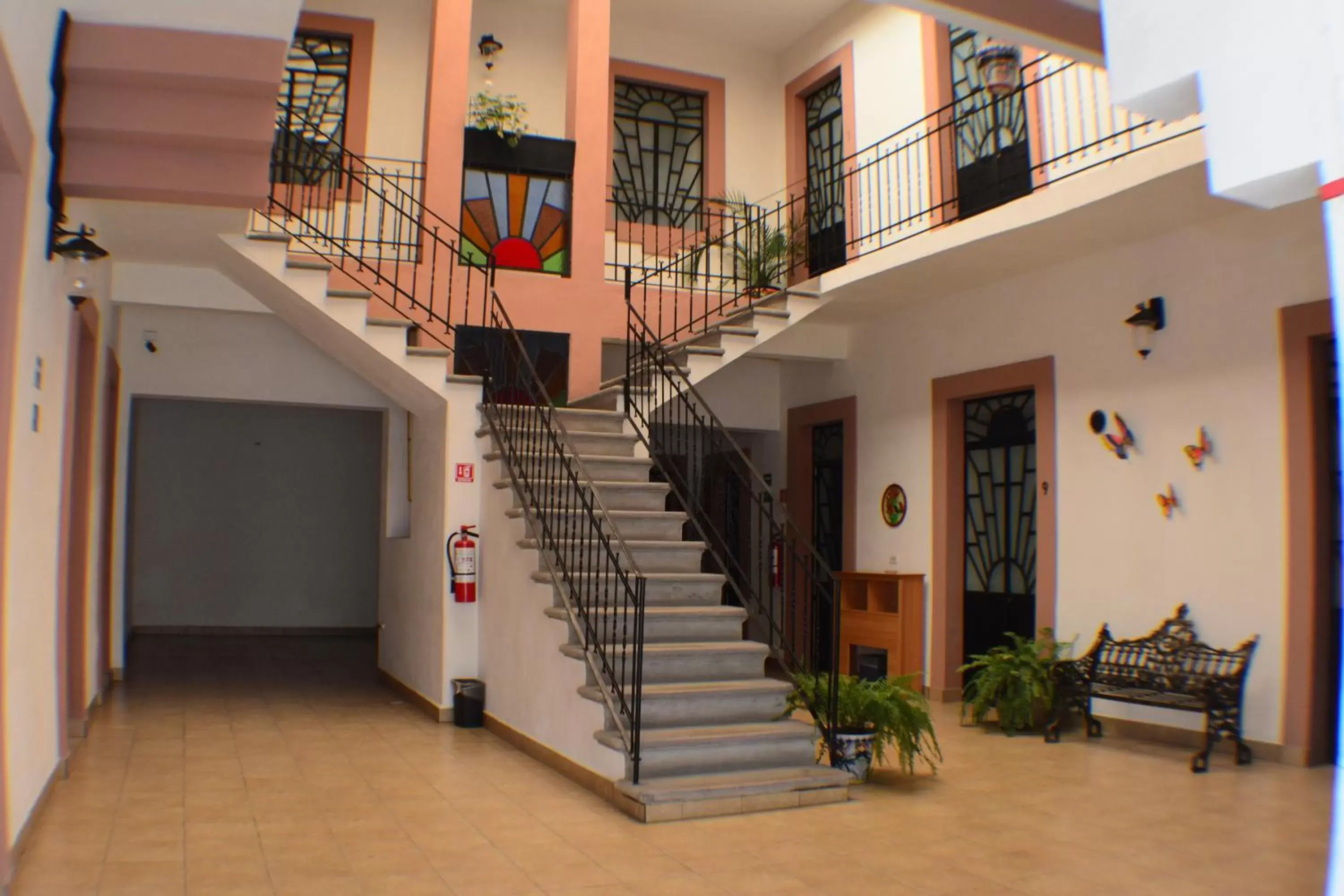 Facade/entrance in Hotel del Capitán de Puebla - Vitrales