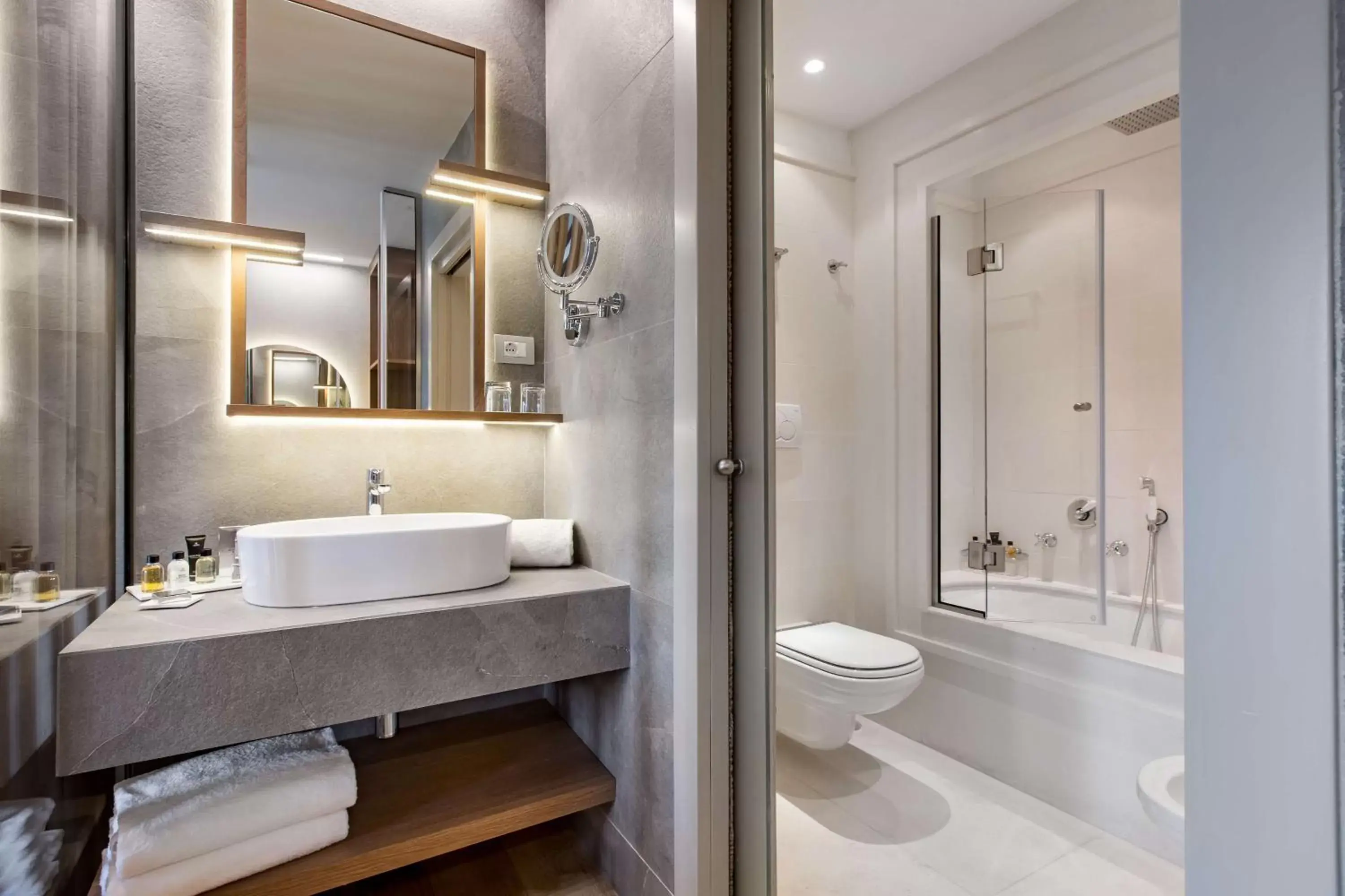 Bathroom in Grand Hotel Savoia Cortina d'Ampezzo, A Radisson Collection Hotel
