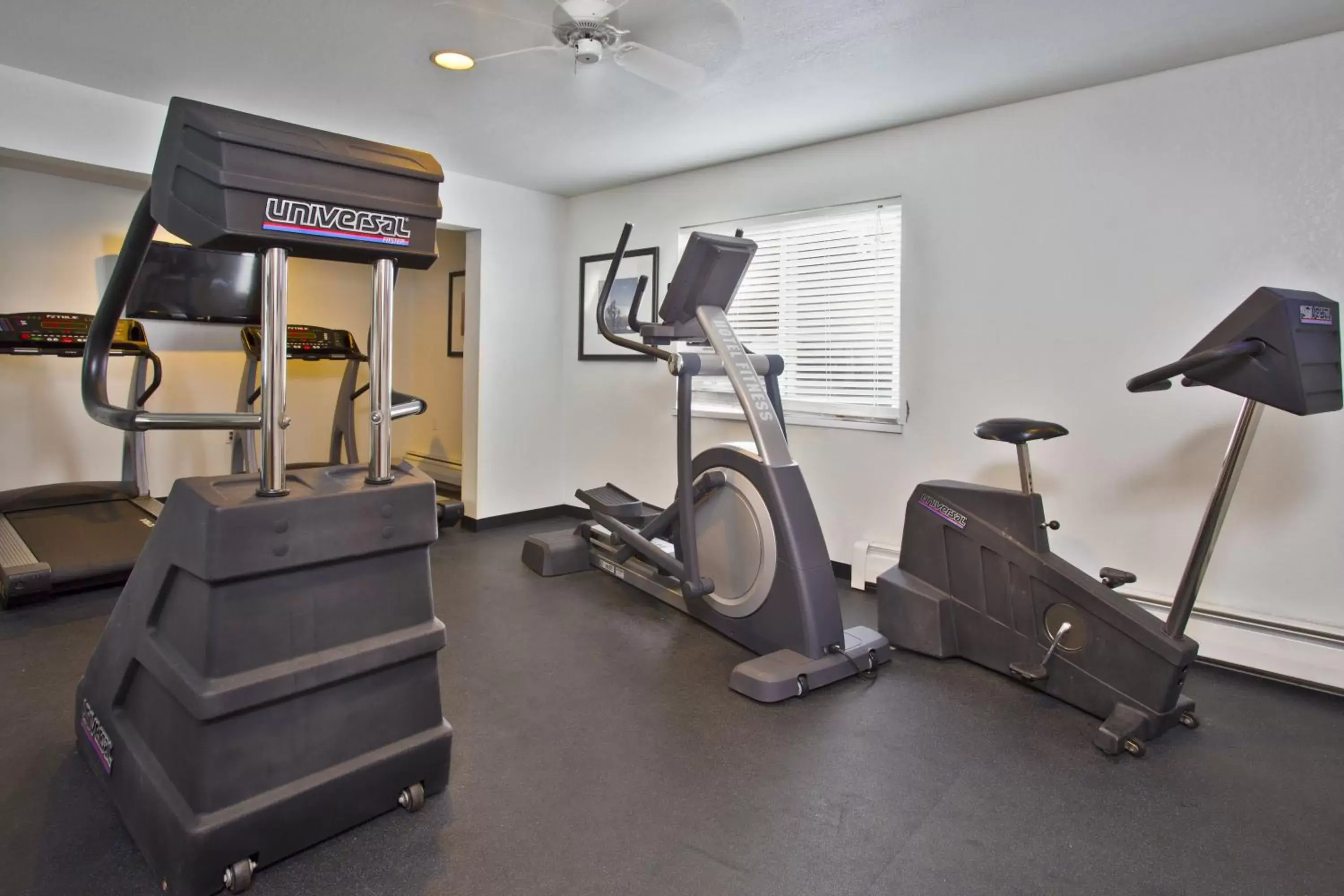 Spa and wellness centre/facilities, Fitness Center/Facilities in Holiday Inn Express Mackinaw City, an IHG Hotel