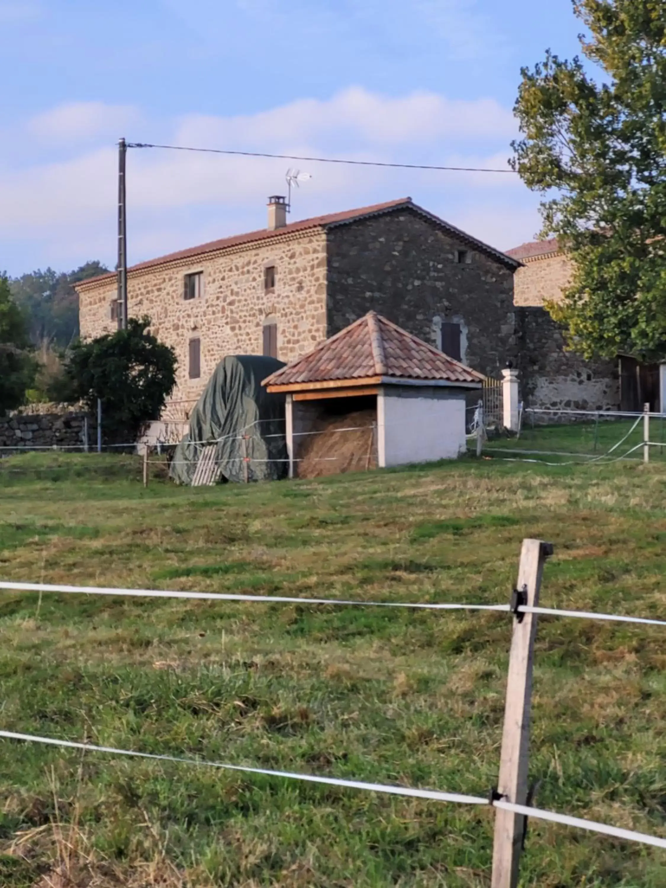 Property Building in Ferme de la Combe - The Goldy's Farm