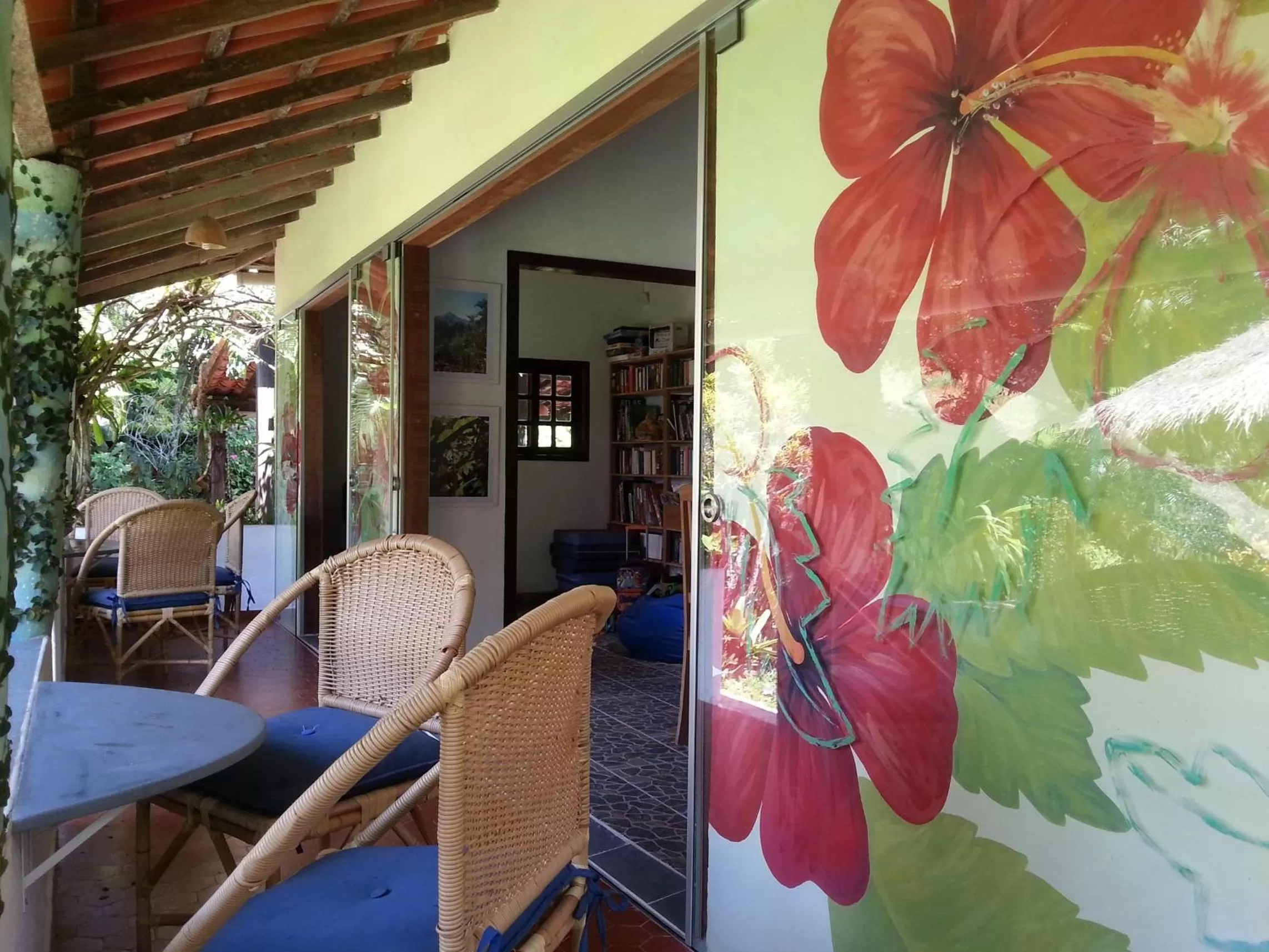 Communal lounge/ TV room in Hotel Eco Sítio Nosso Paraíso