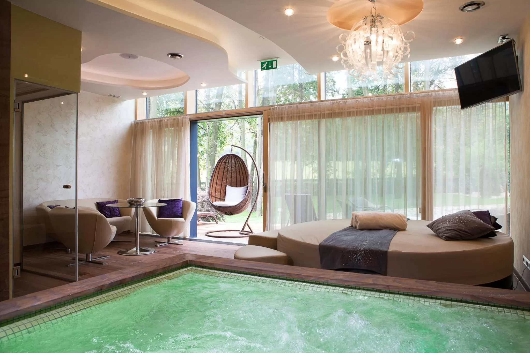 Hot Tub in Zámeček Petrovice