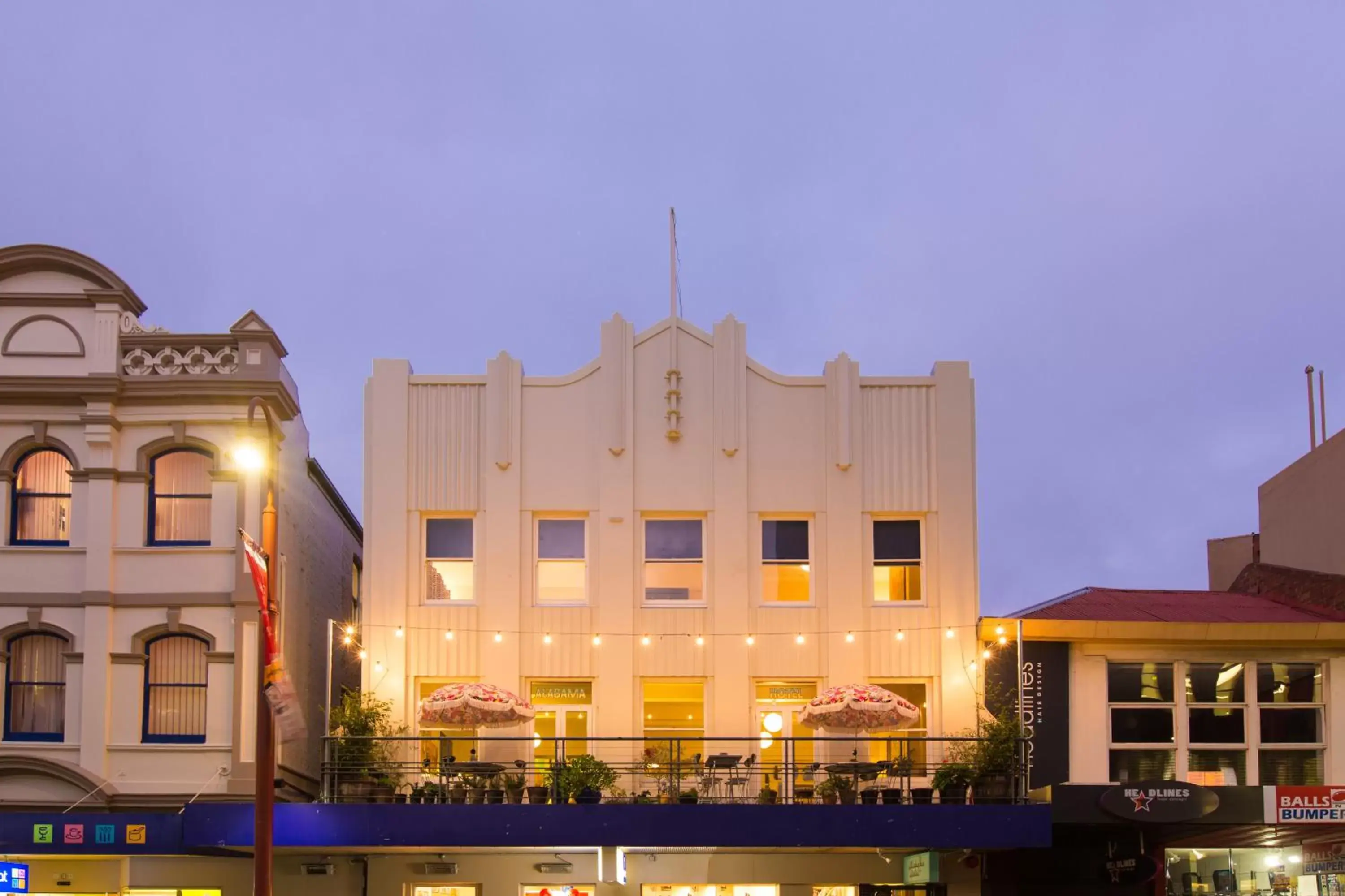 Facade/entrance, Property Building in Alabama Hotel Hobart