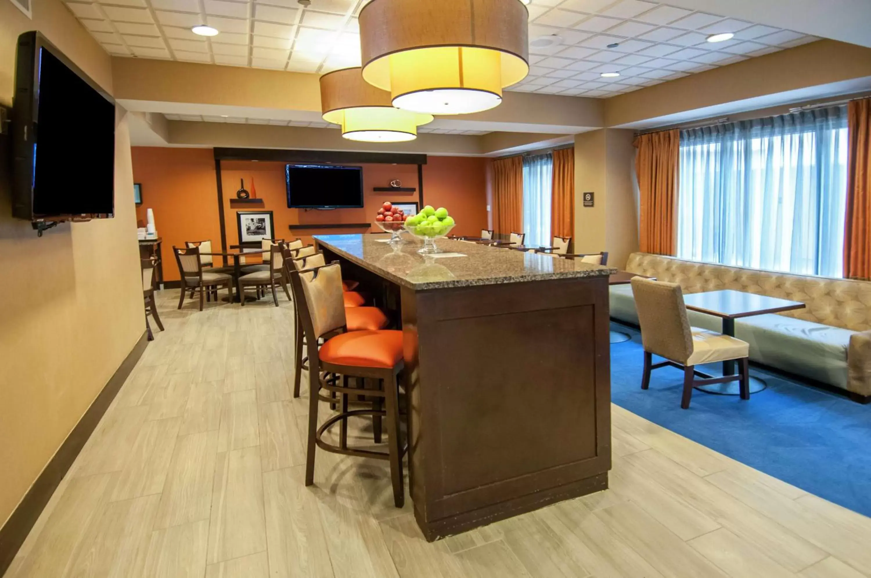 Lobby or reception in Hampton Inn Metairie Lobby or reception in Hampton Inn Metairie