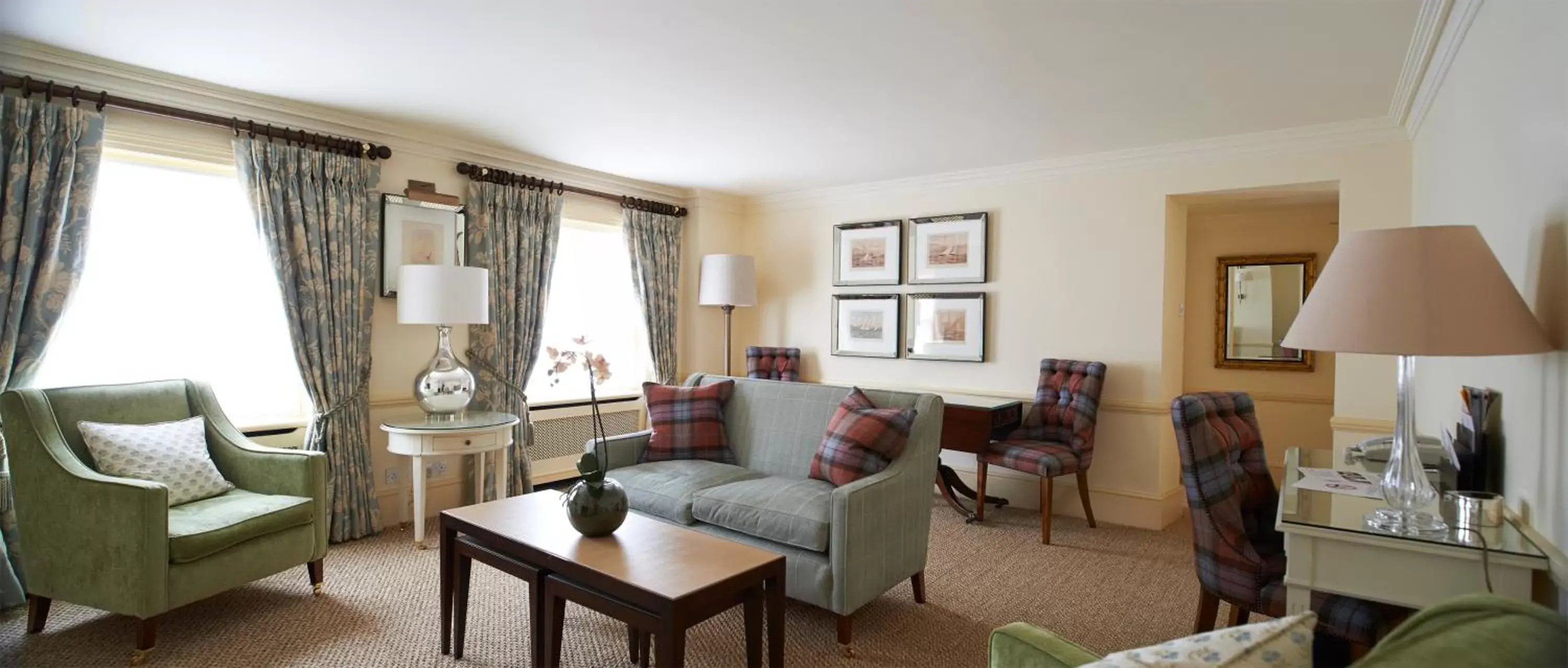 Living room, Seating Area in Durrants Hotel