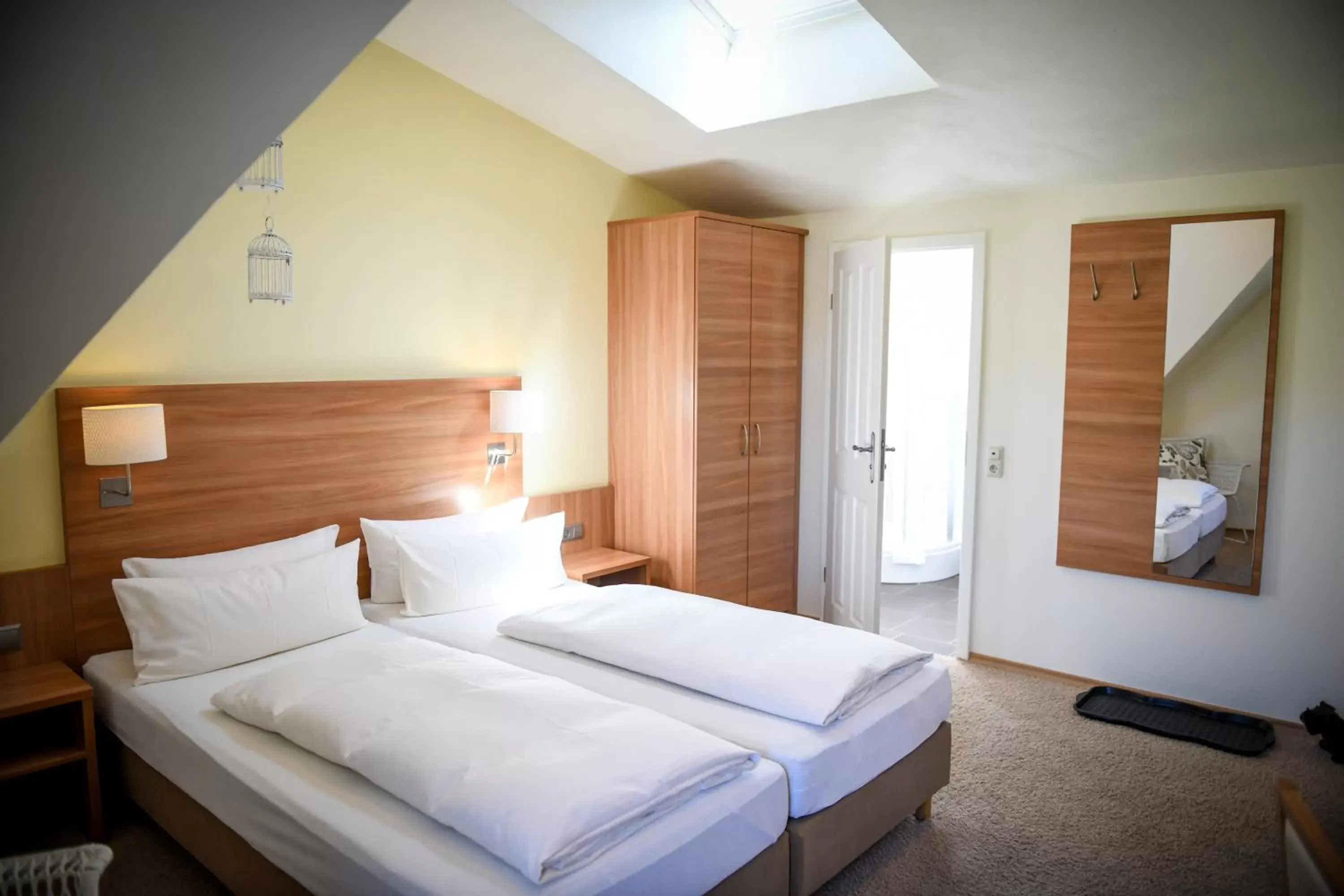 Double Room in Hotel Mainblick Garni Double Room in Hotel Mainblick Garni