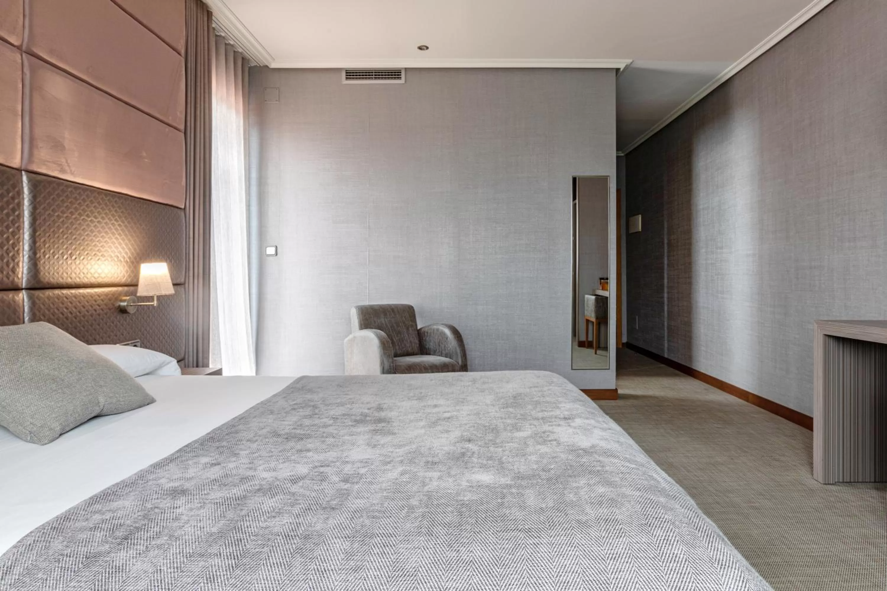 Photo of the whole room in Hotel Pensua Punta del Este