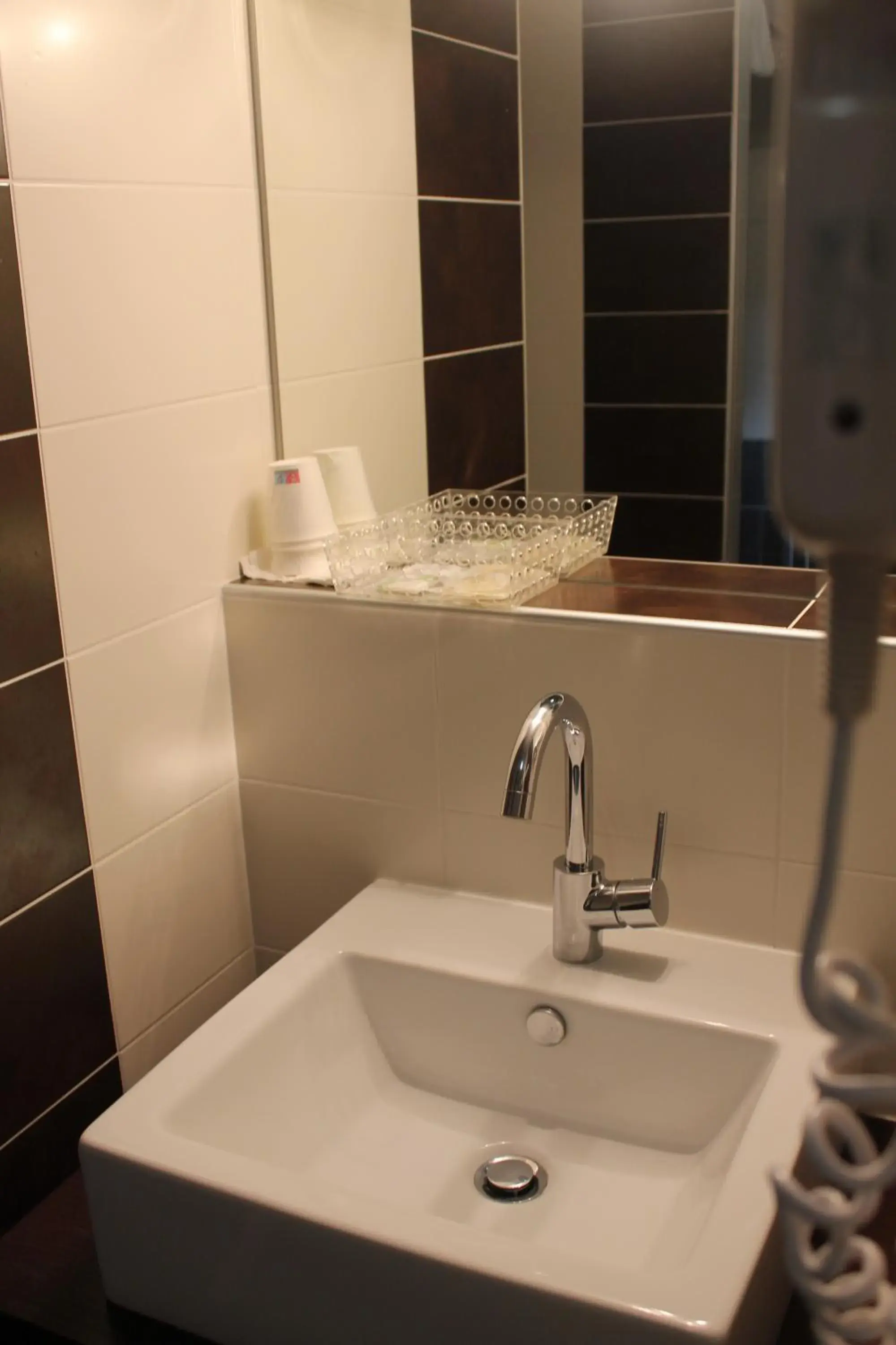 Bathroom in Logis Auberge de la Tour