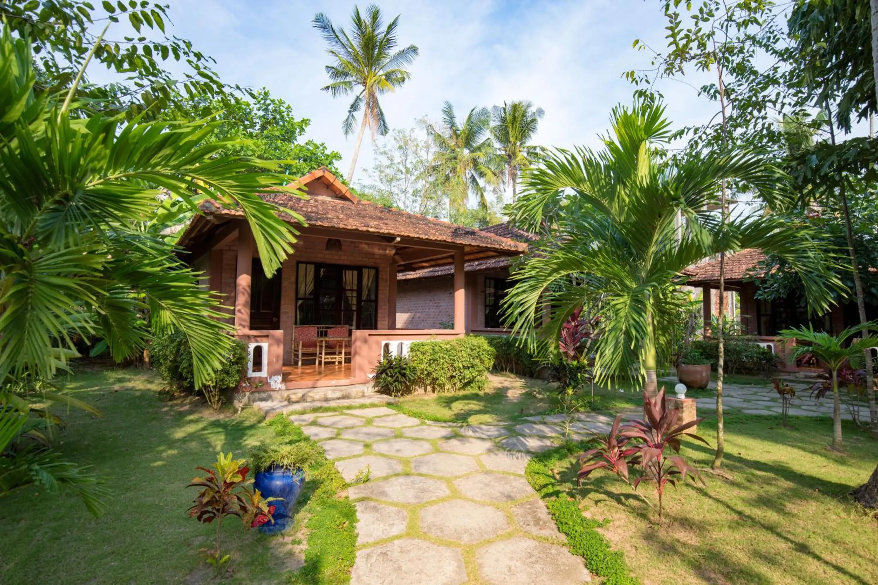 Bungalow with Garden View in Thanh Kieu Beach Resort