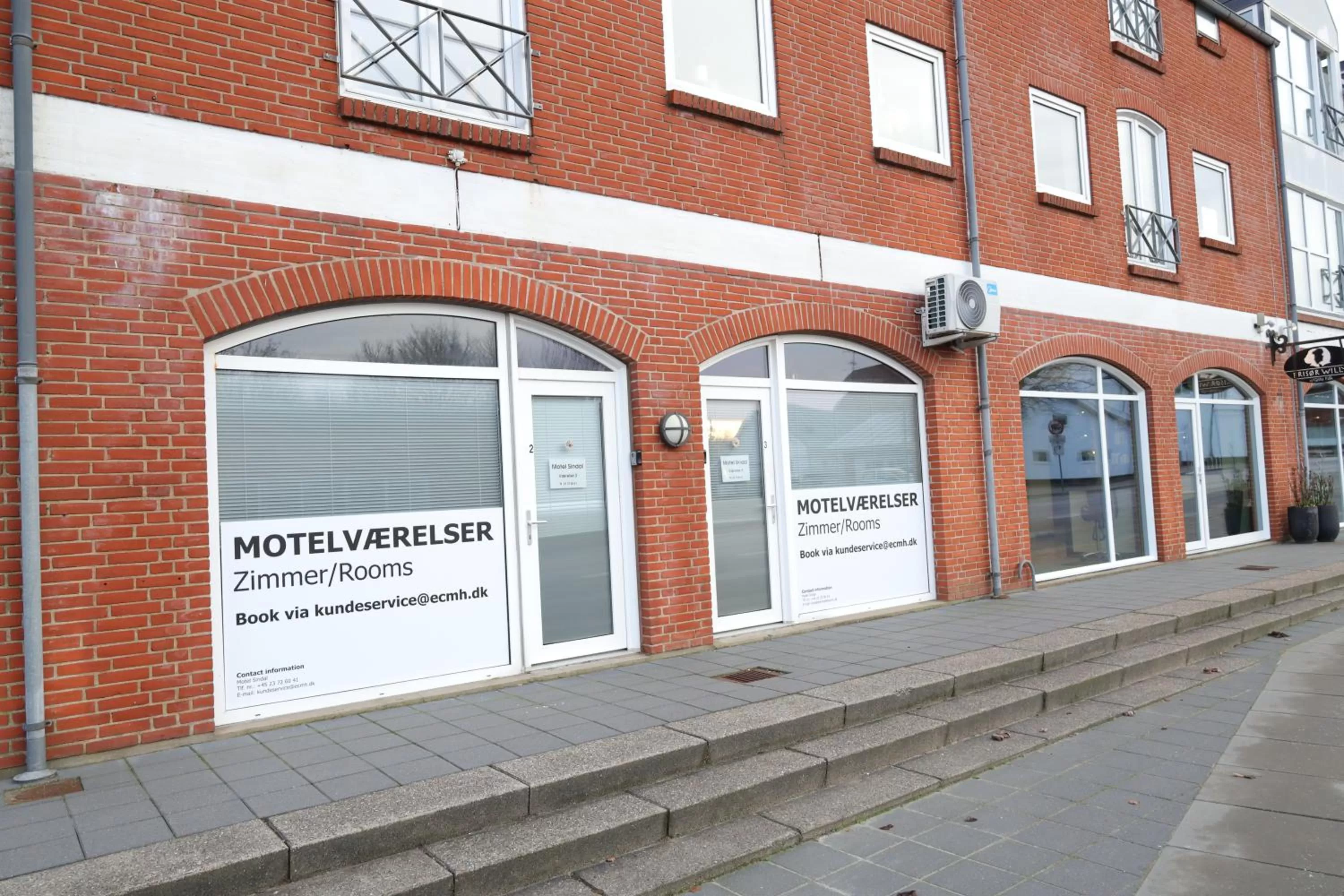 Property Building in Motel Sindal