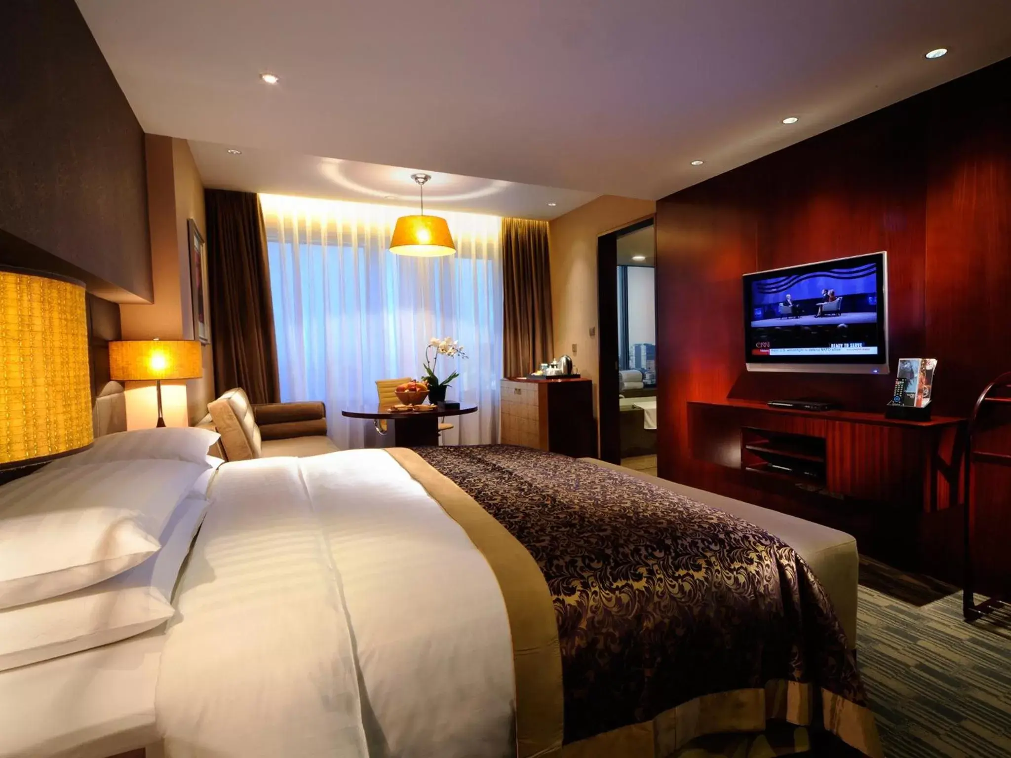 Photo of the whole room, Bed in Crowne Plaza Beijing Zhongguancun by IHG Photo of the whole room, Bed in Crowne Plaza Beijing Zhongguancun by IHG