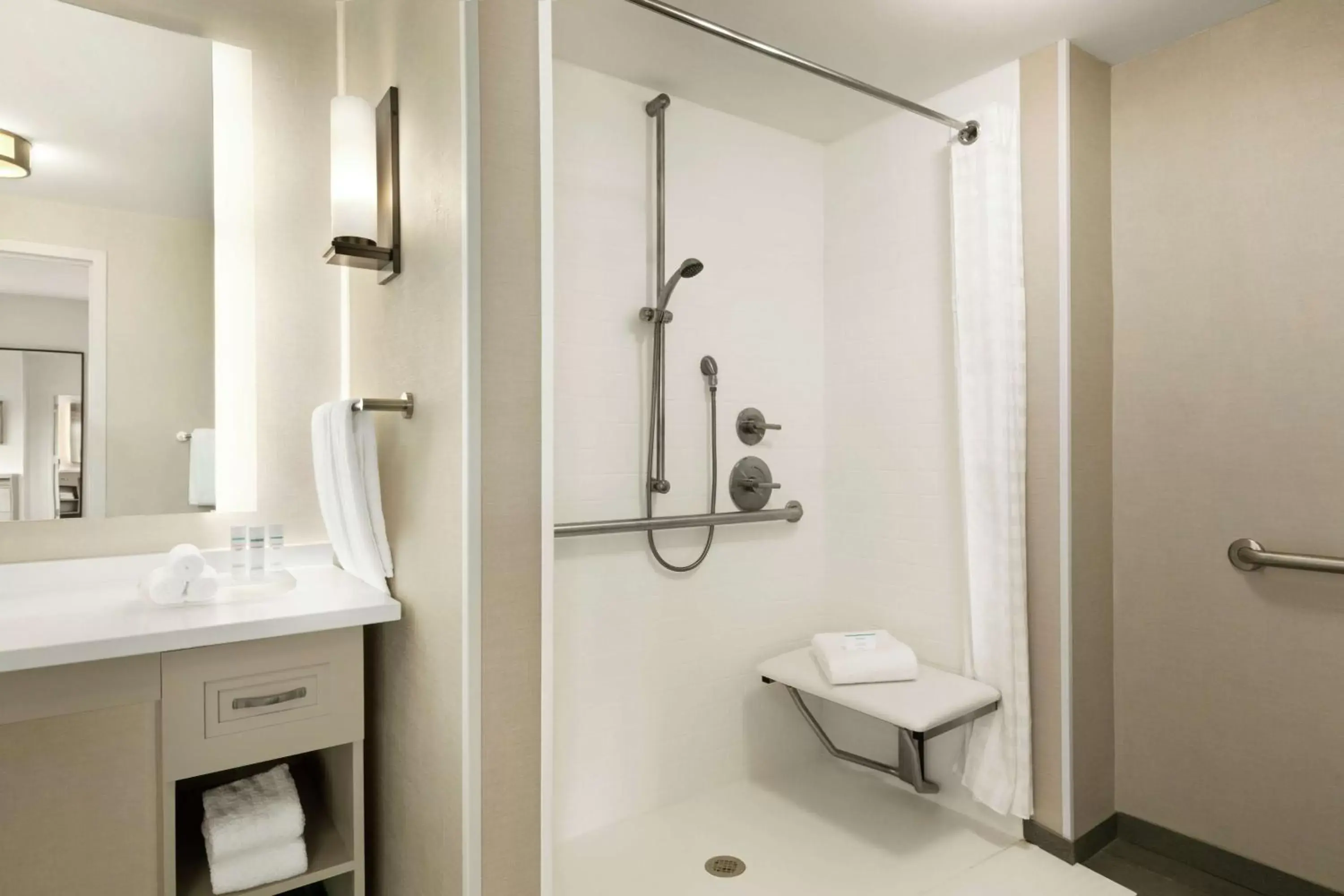 Bathroom in Homewood Suites By Hilton Worcester