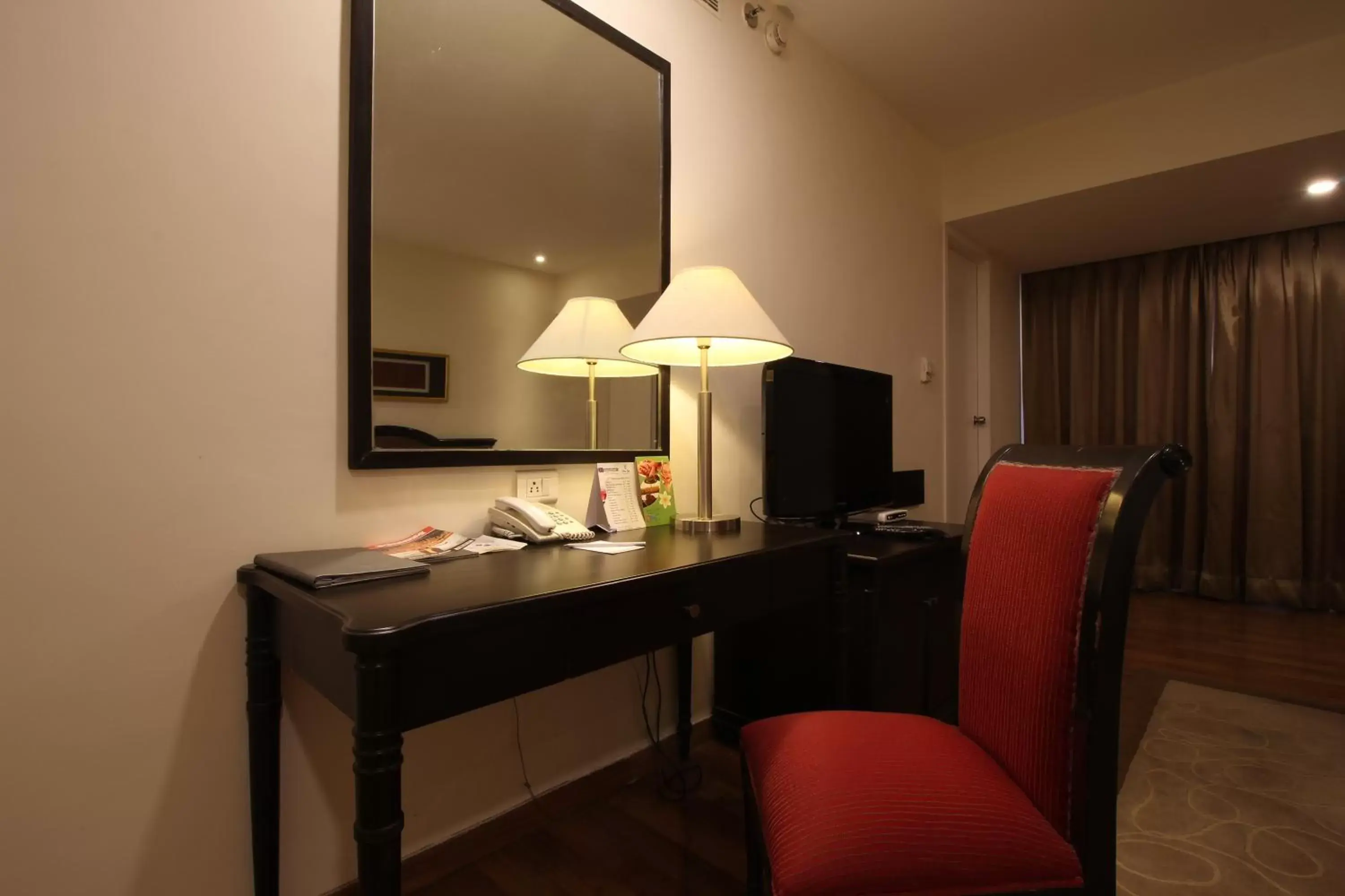 TV/Entertainment Center in Hotel Minerva Grand Secunderabad