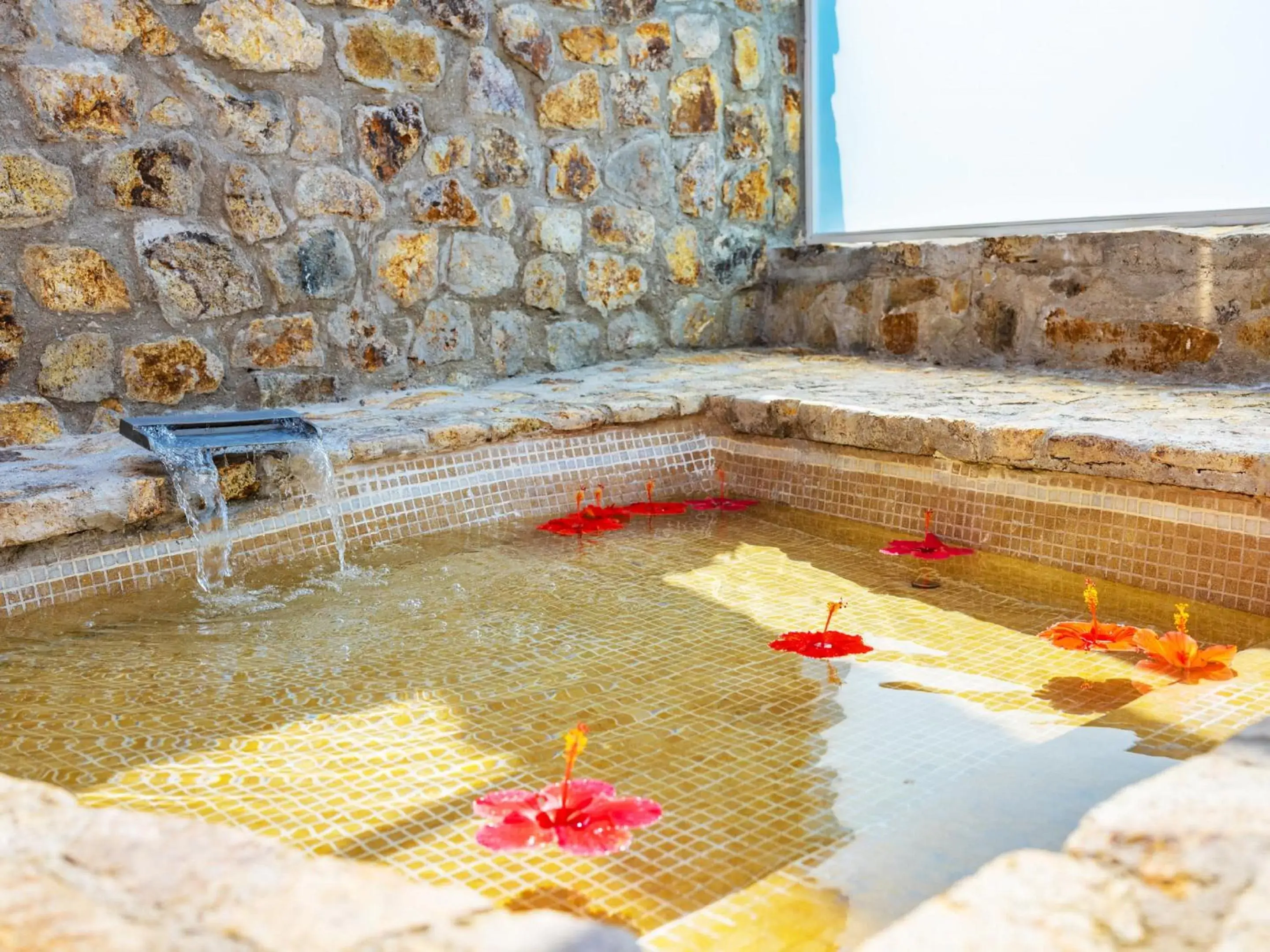 Bathroom, Swimming Pool in Las Brisas Acapulco