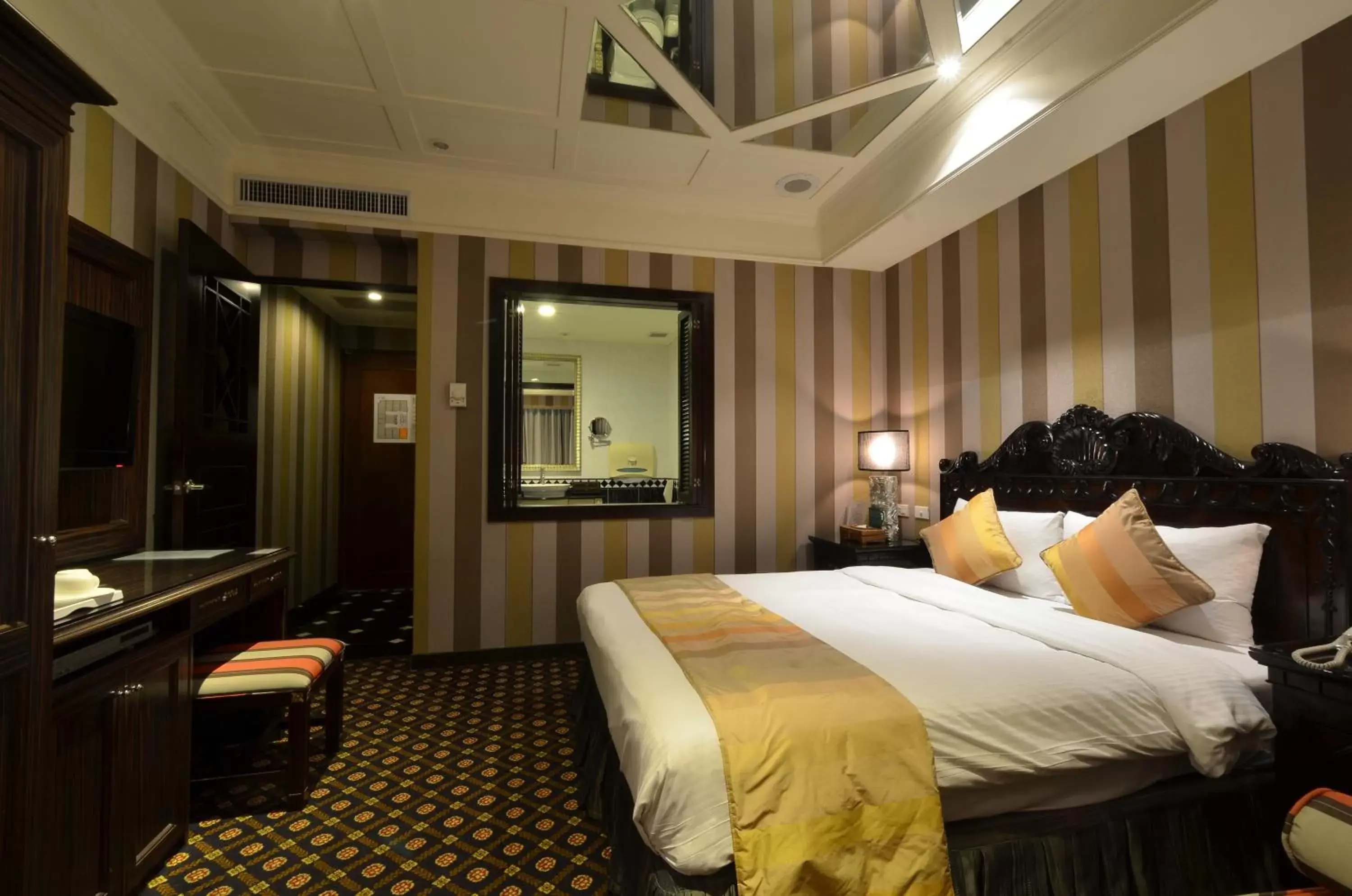 Bedroom, Bed in Rido Hotel