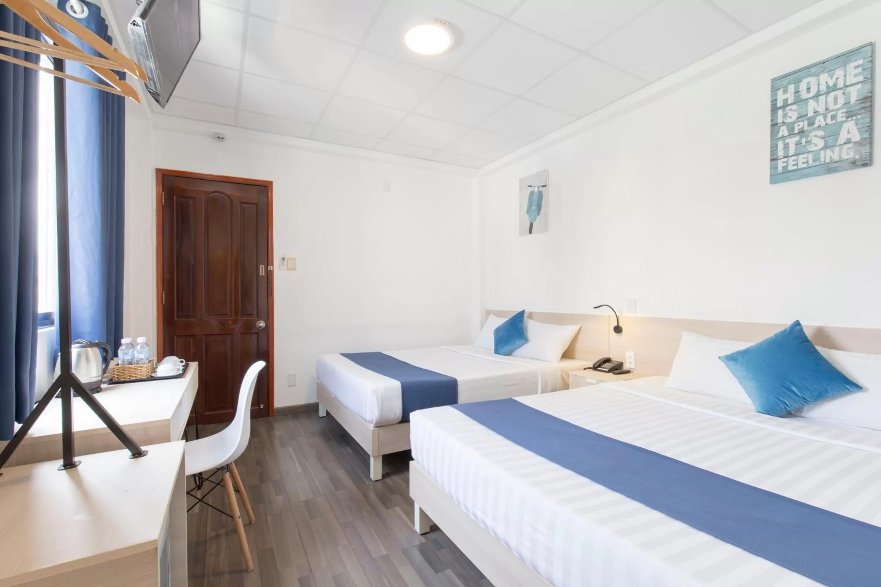 Bedroom, Bed in Spotlight Hotel