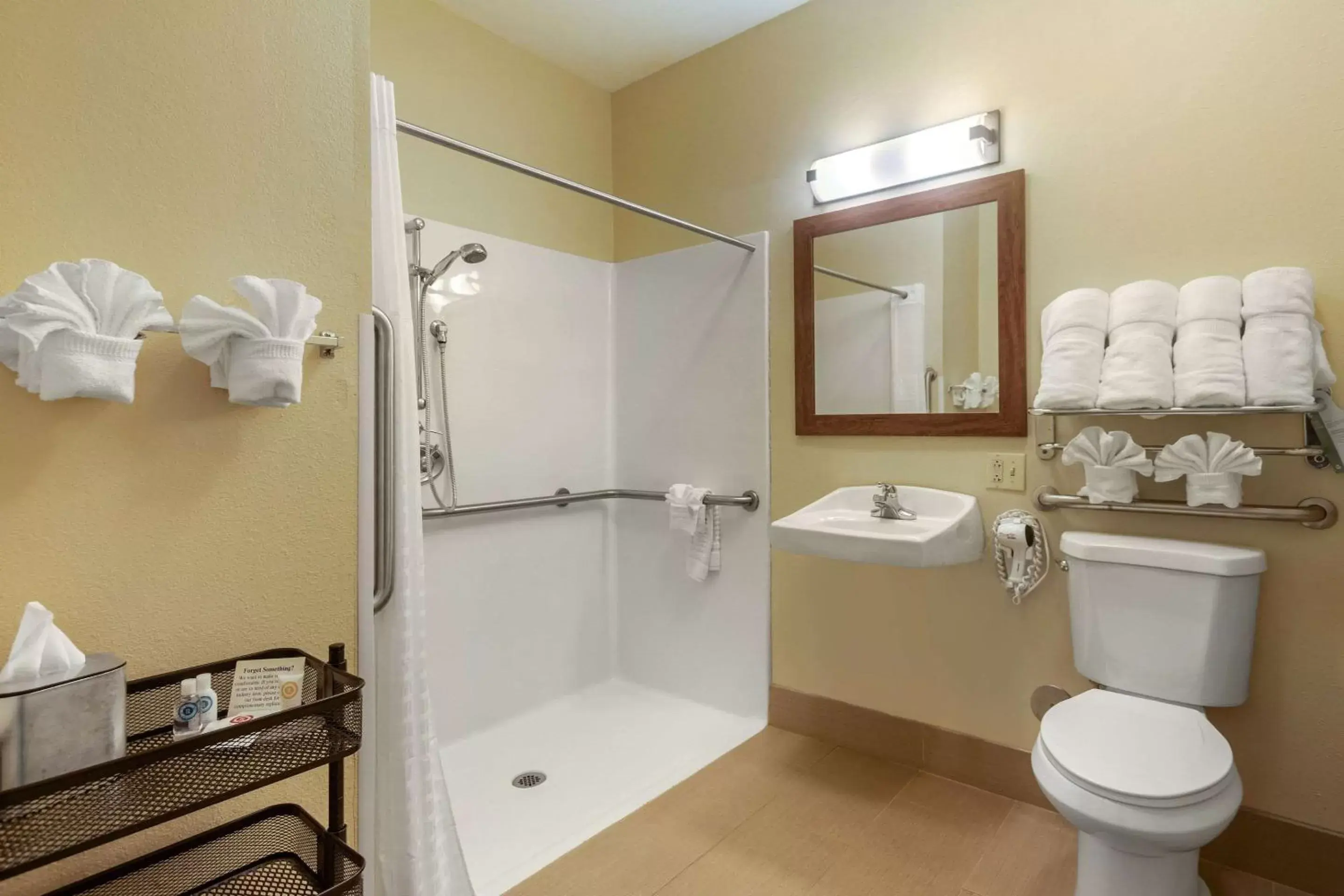 Photo of the whole room, Bathroom in Comfort Inn & Suites Pittsburg