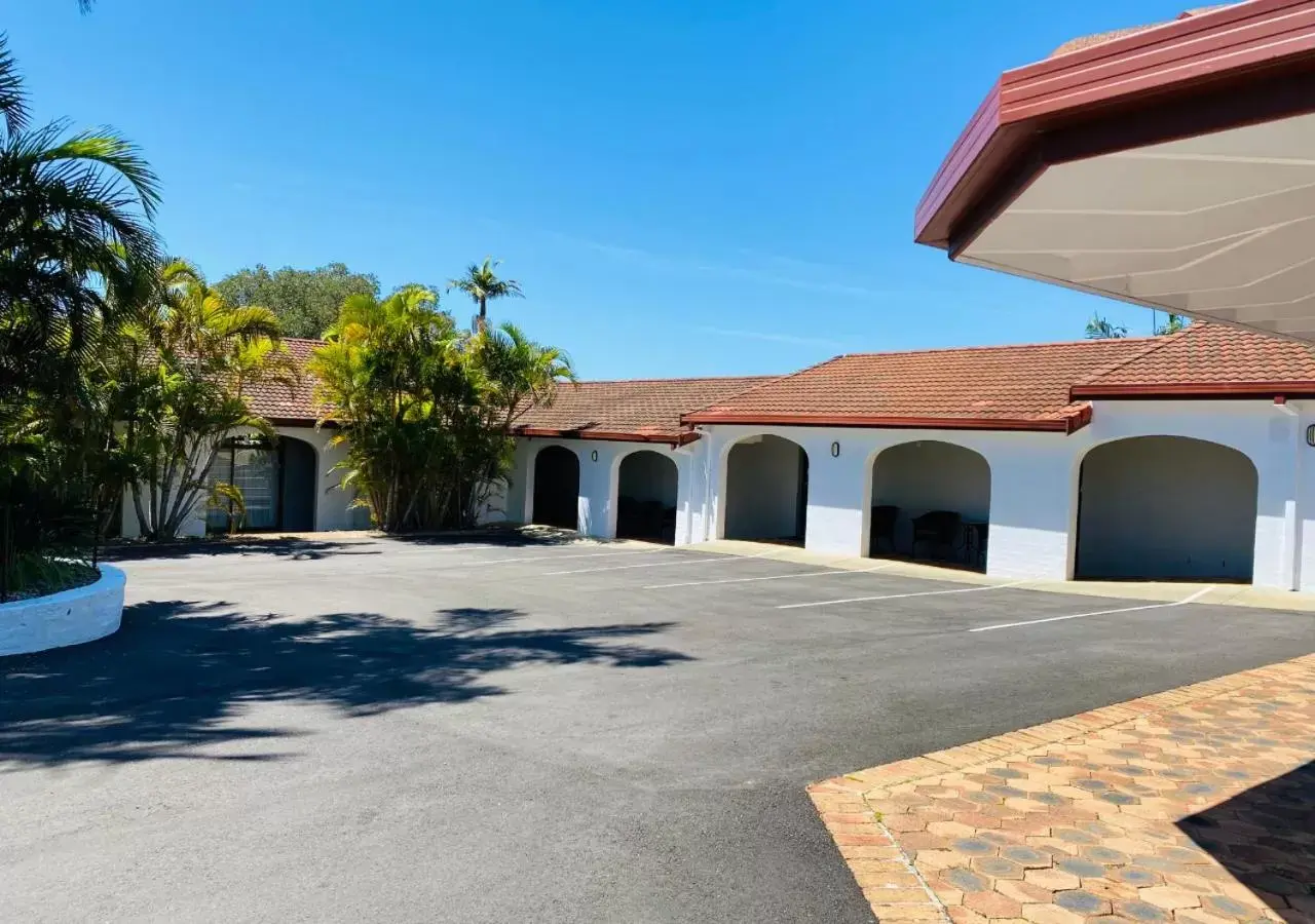 Property Building in Costa Rica Motel