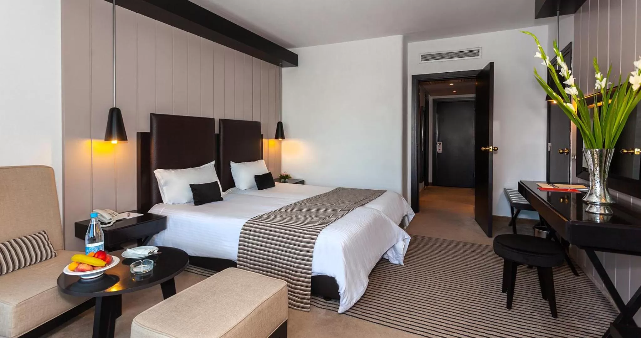 Bedroom, Bed in El Mouradi Palace- Couple et Famille uniquement