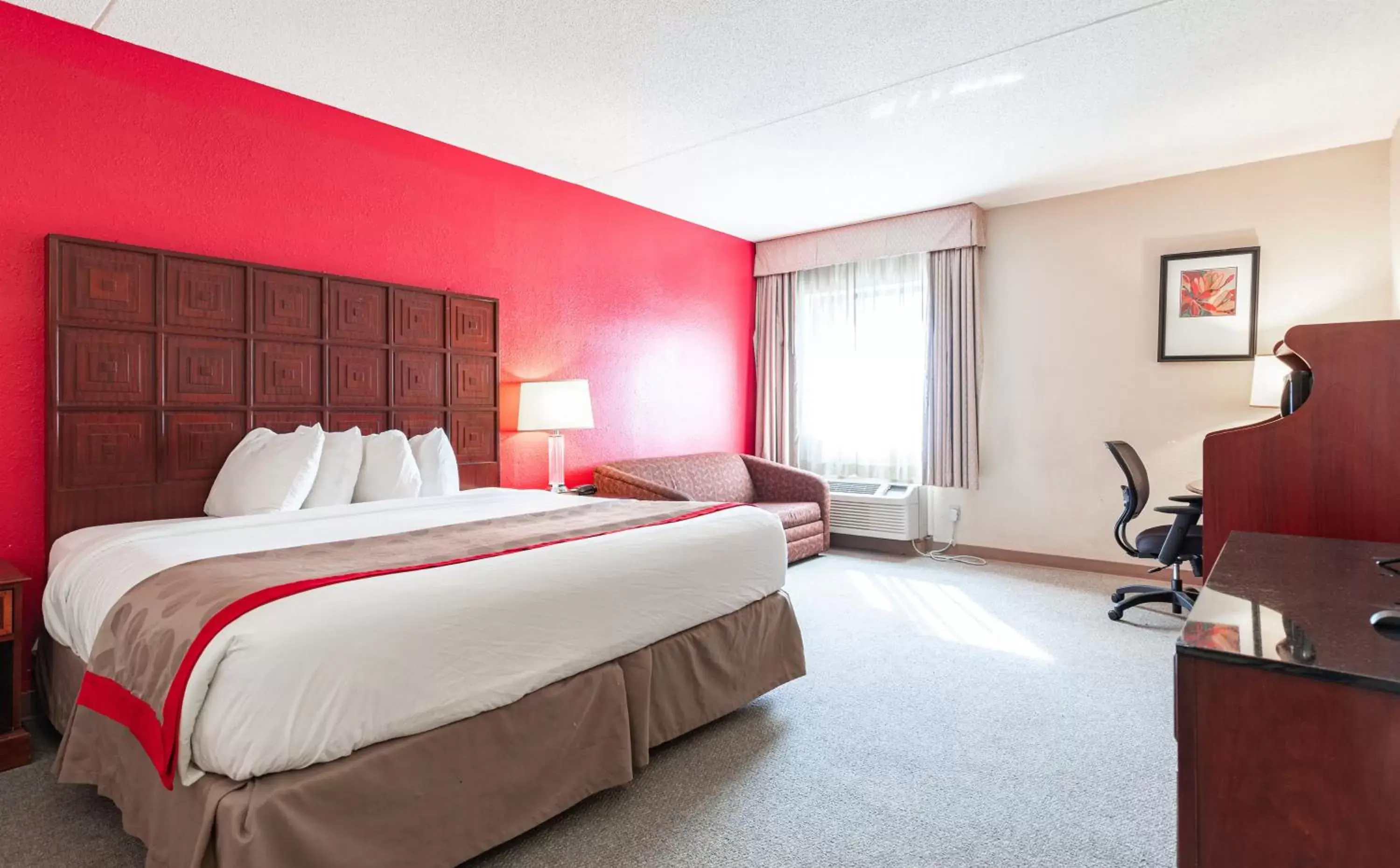 Ramada by Wyndham Columbus North