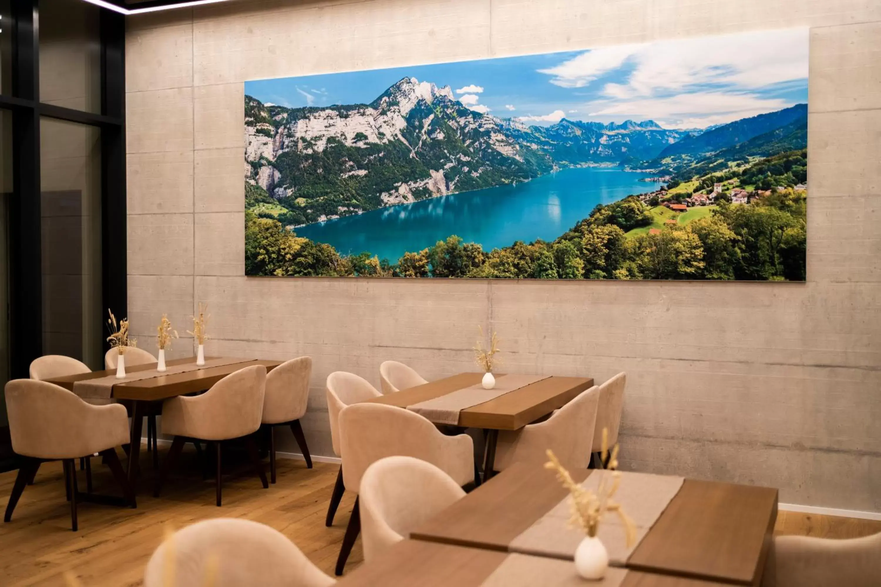Restaurant/Places to Eat in City Hotel Glarnerland