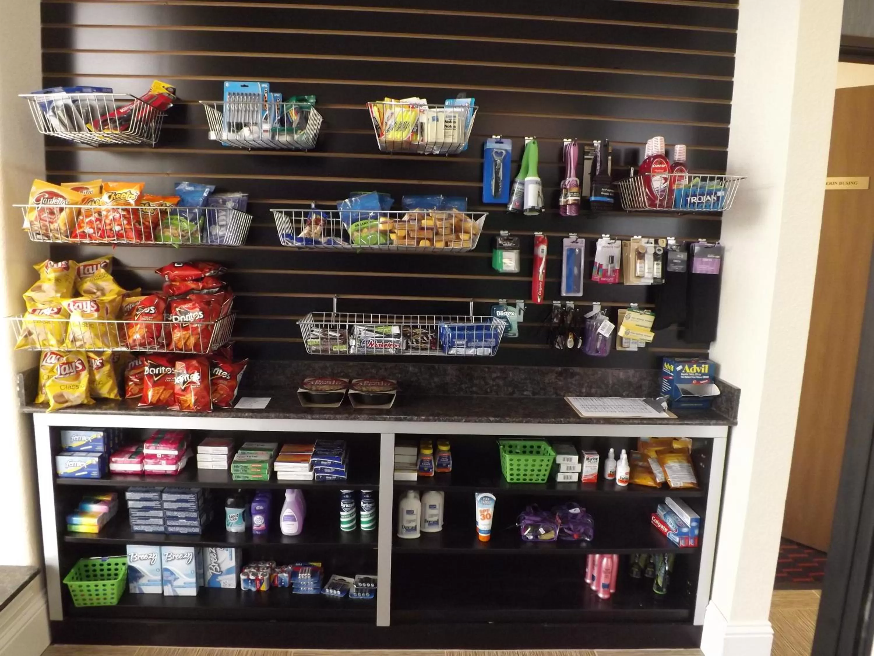 On-site shops in Wingate by Wyndham San Marcos