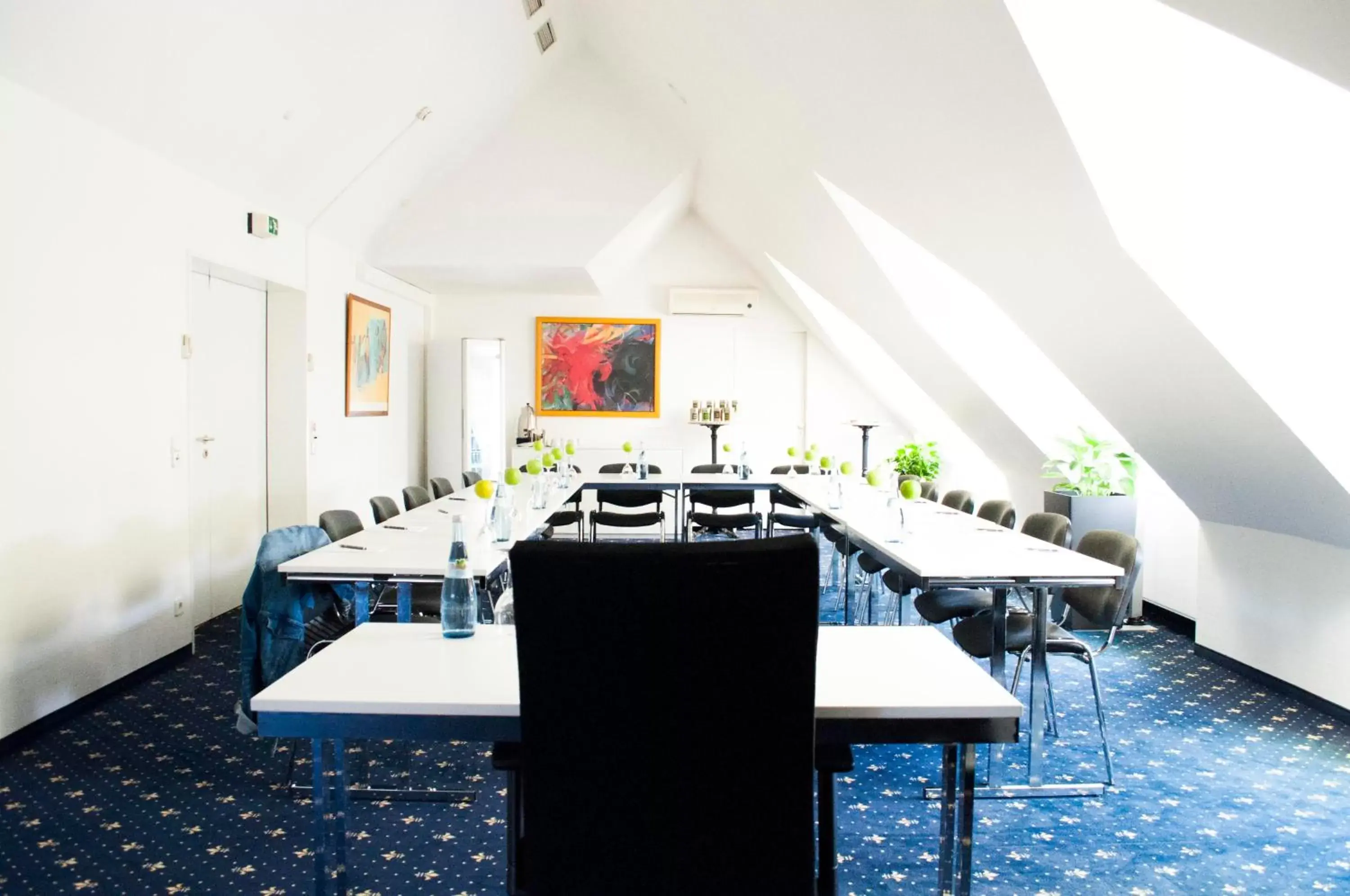 Business facilities in Arkade Hotel am Theater