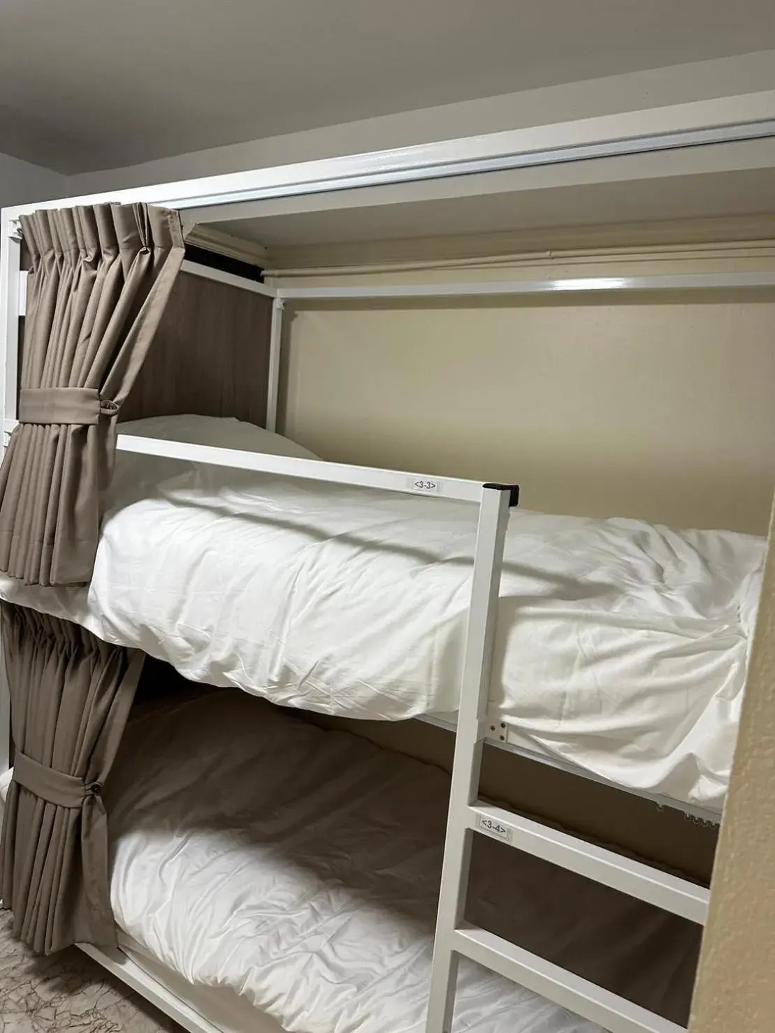 Bunk Bed in Orchid House