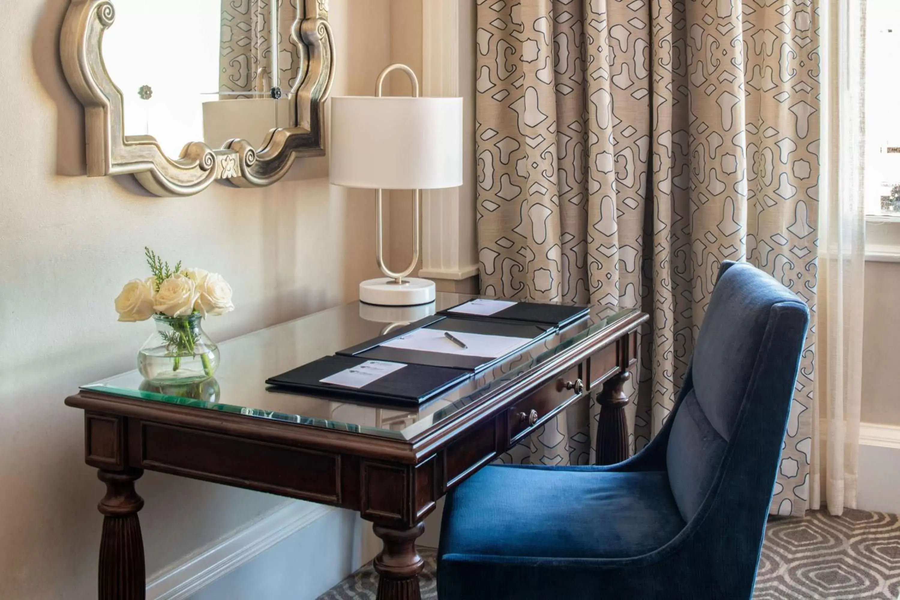 Bedroom, Dining Area in The Roosevelt Hotel New Orleans - Waldorf Astoria Hotels & Resorts