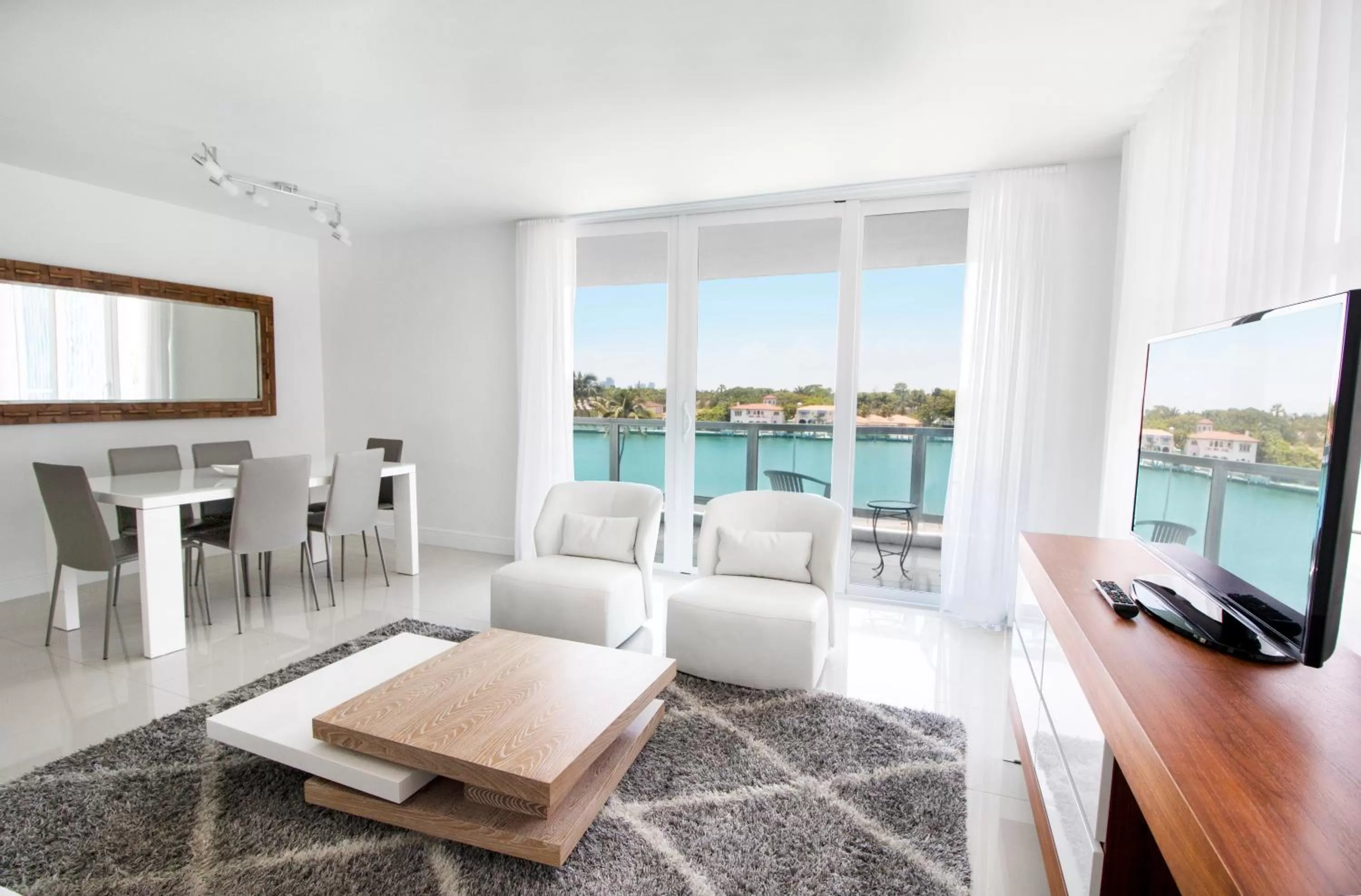 Living room in Seacoast Suites on Miami Beach