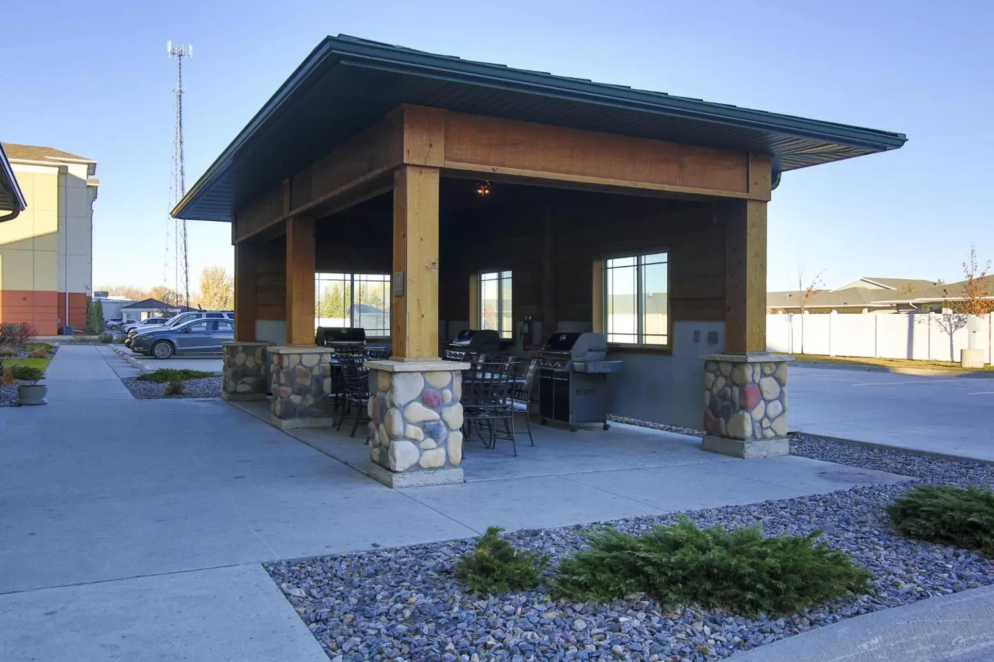 Patio, Property Building in Hawthorn Suites by Wyndham Minot